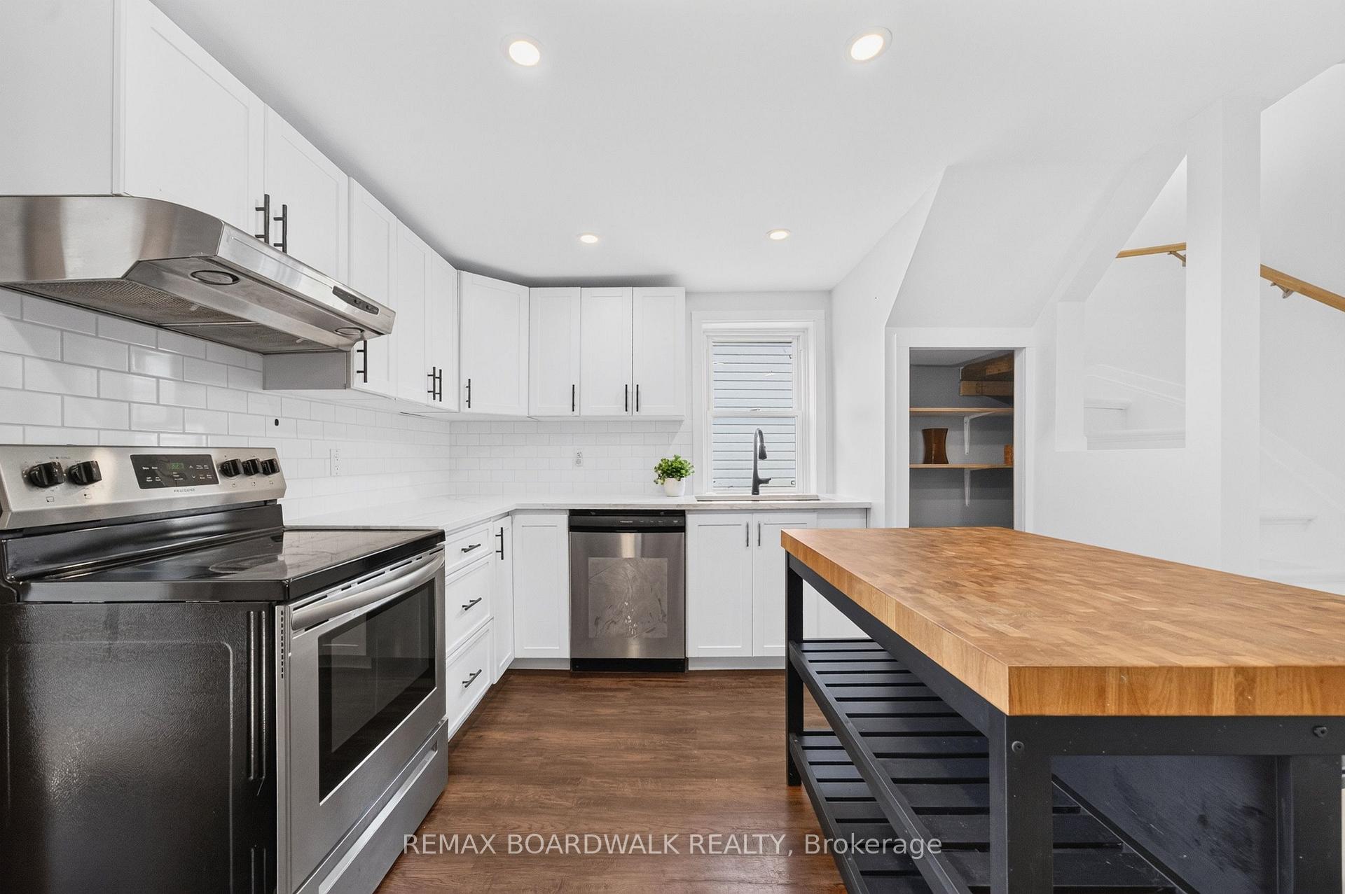 Photo 23 of 170 Poole Street, McNab/Braeside, Mcnab/Braeside Twps — HOMEH