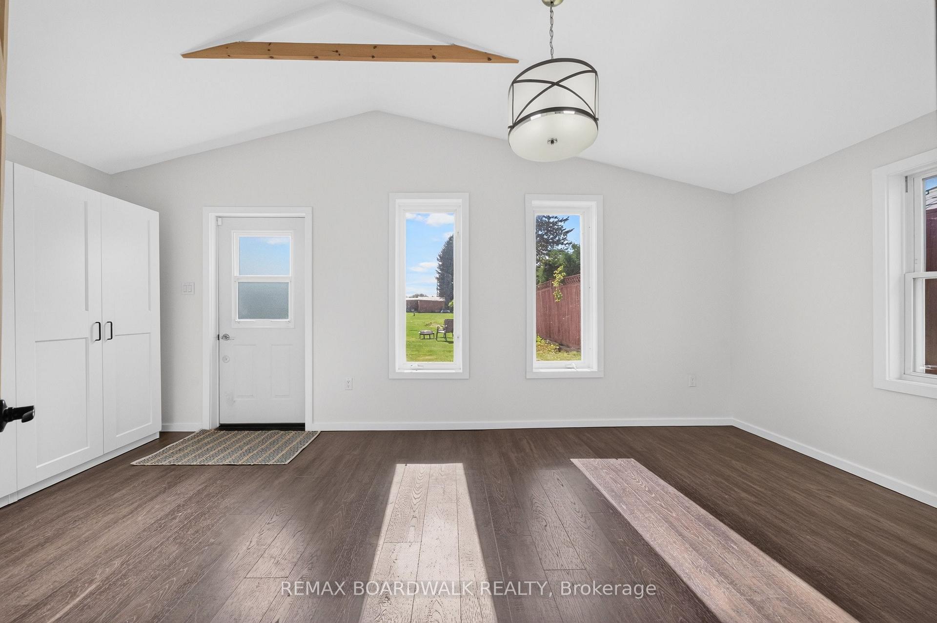 Photo 26 of 170 Poole Street, McNab/Braeside, Mcnab/Braeside Twps — HOMEH