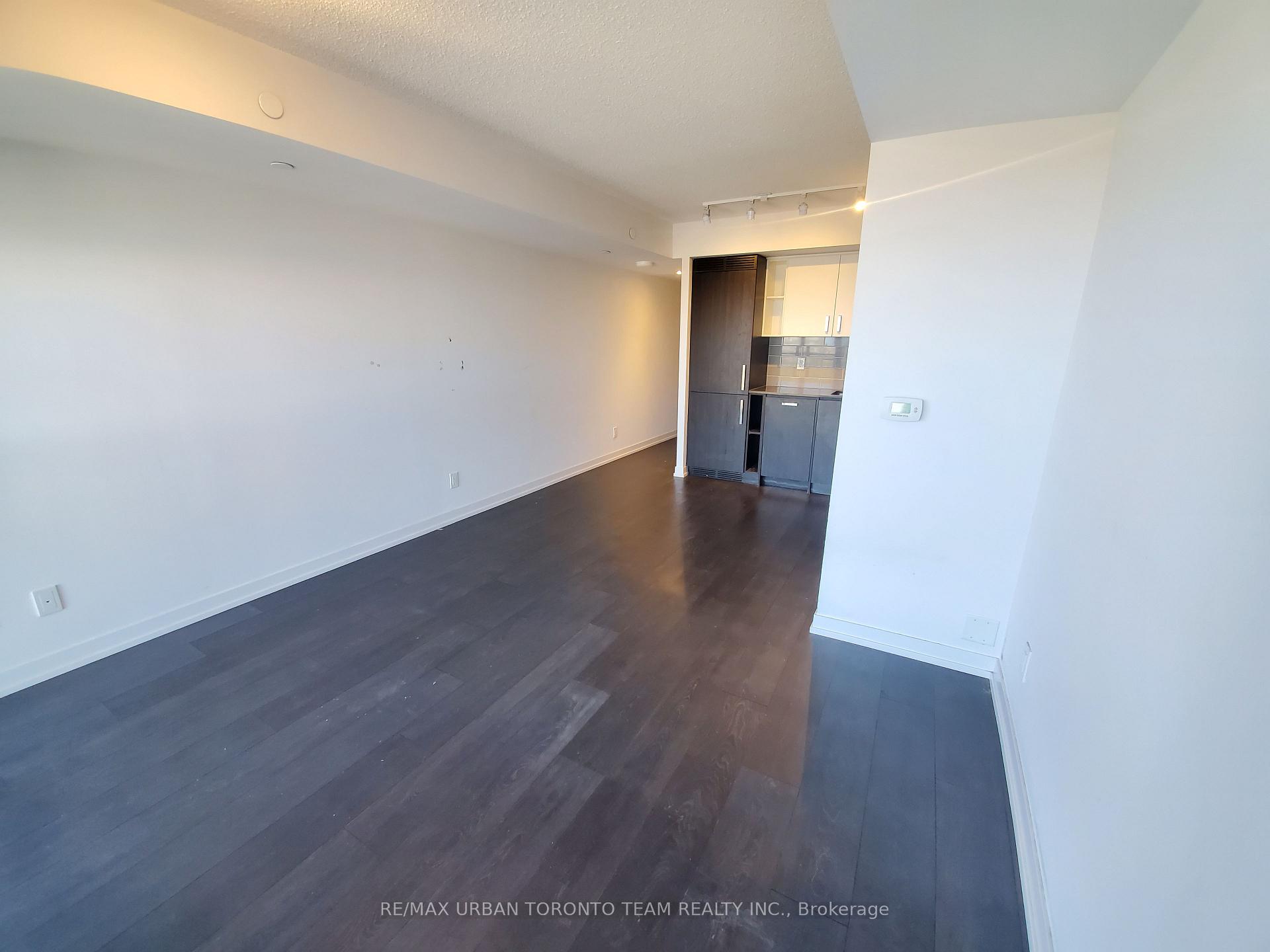 Photo 4 of Unit 2312, 125 Redpath Avenue, Toronto, Mount Pleasant West — HOMEH
