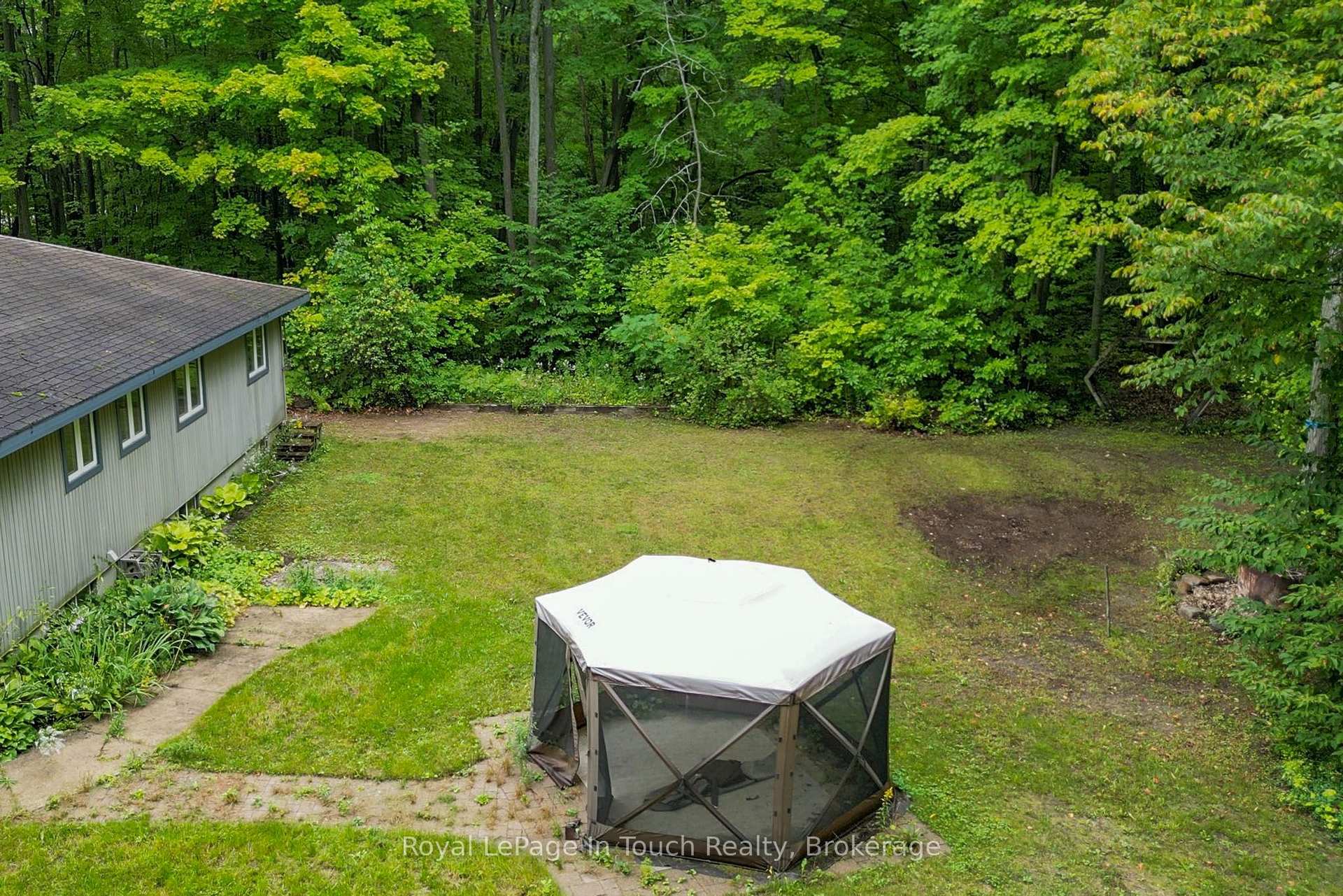Photo 5 of 1749 Gratrix Road, Tay, Rural Tay — HOMEH