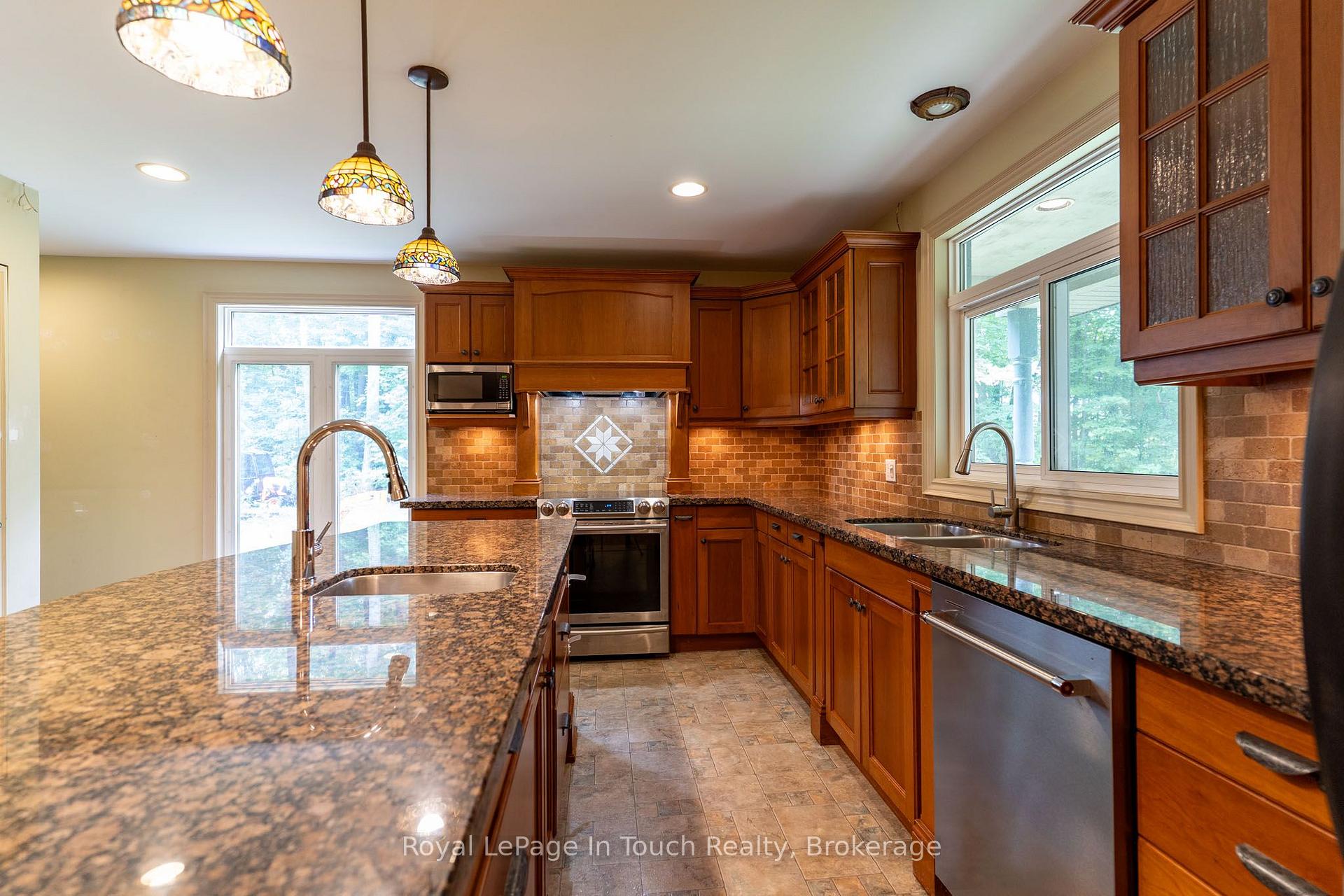 Photo 10 of 1749 Gratrix Road, Tay, Rural Tay — HOMEH