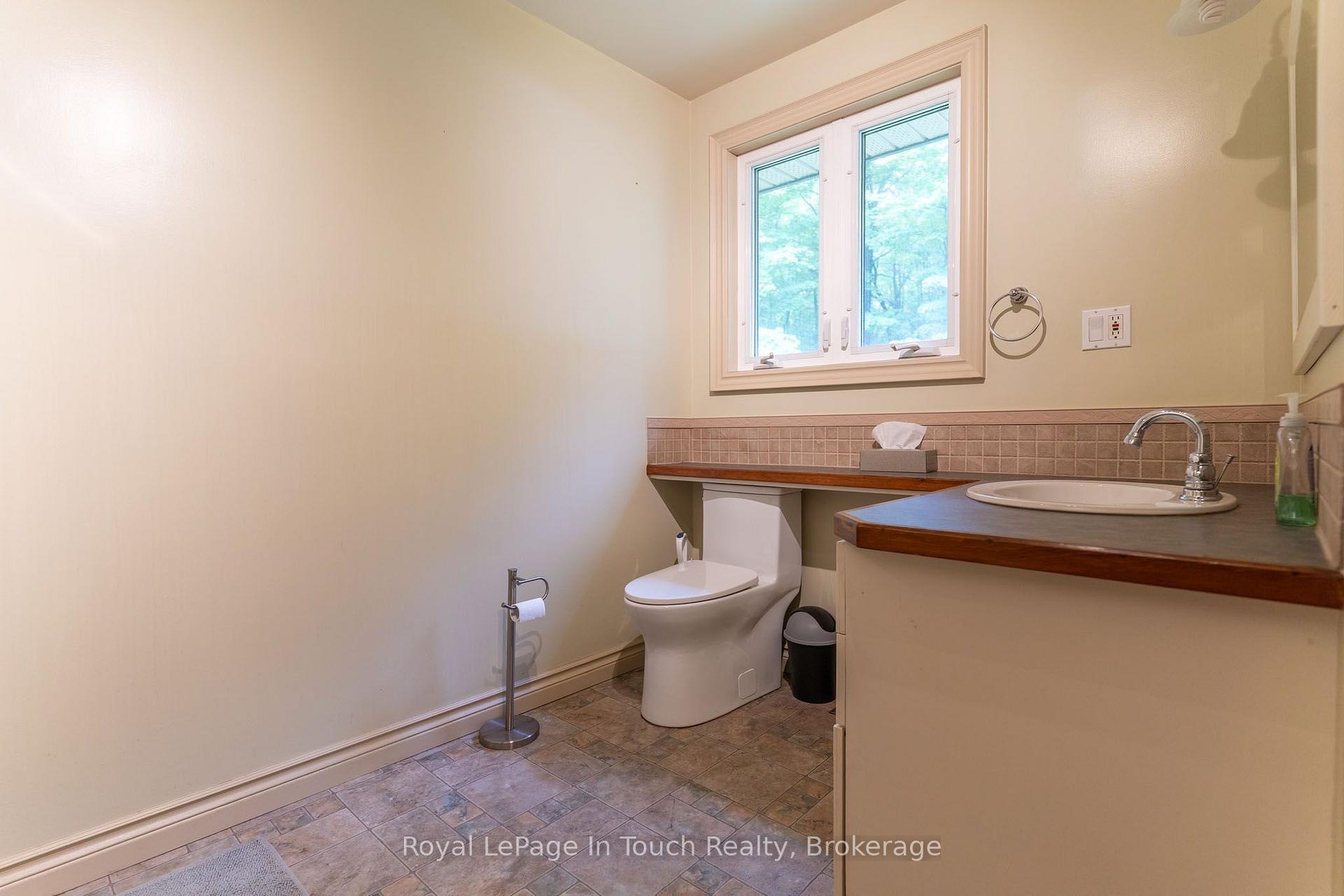 Photo 34 of 1749 Gratrix Road, Tay, Rural Tay — HOMEH