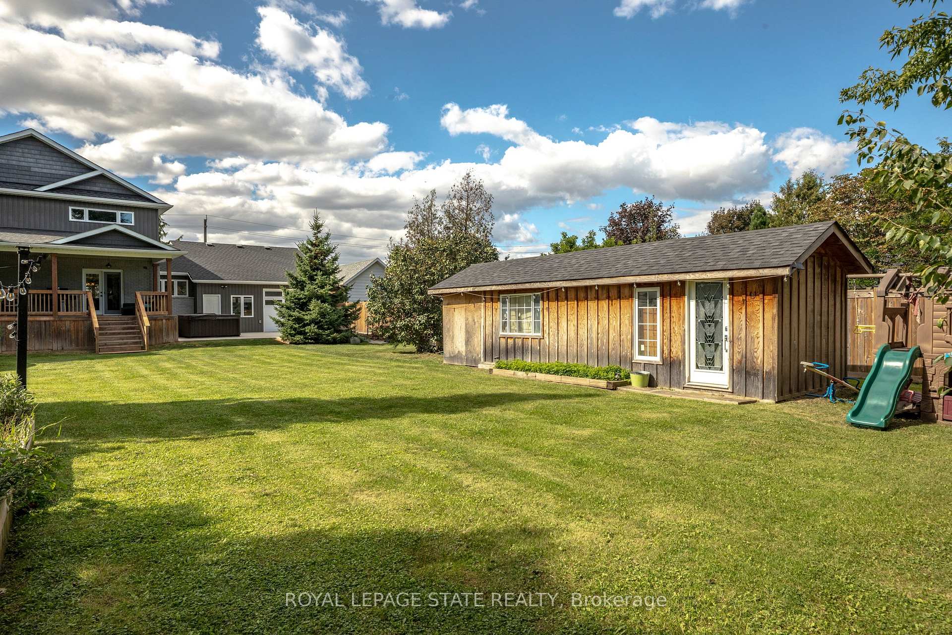 Photo 45 of 98 First Road W, Hamilton, Stoney Creek — HOMEH