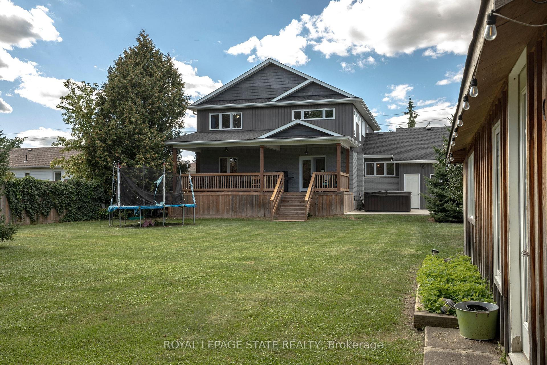 Photo 46 of 98 First Road W, Hamilton, Stoney Creek — HOMEH