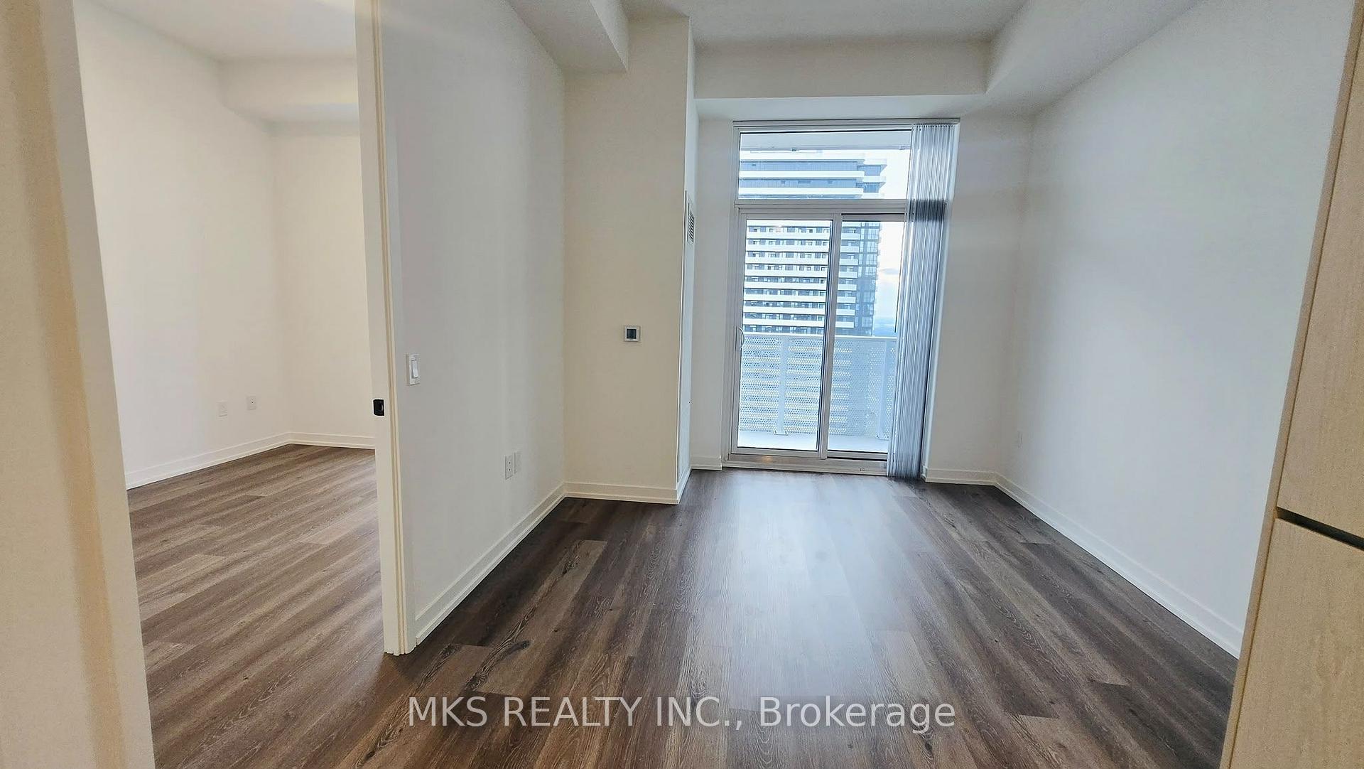 Photo 4 of Unit 4315, 28 Interchange Way, Vaughan, Vaughan Corporate Centre — HOMEH