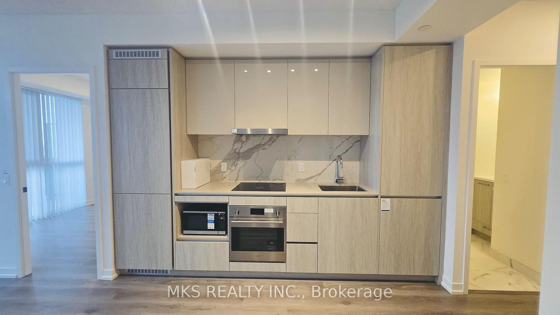 Photo 2 of Unit 2806, 28 Interchange Way, Vaughan, Vaughan Corporate Centre — HOMEH
