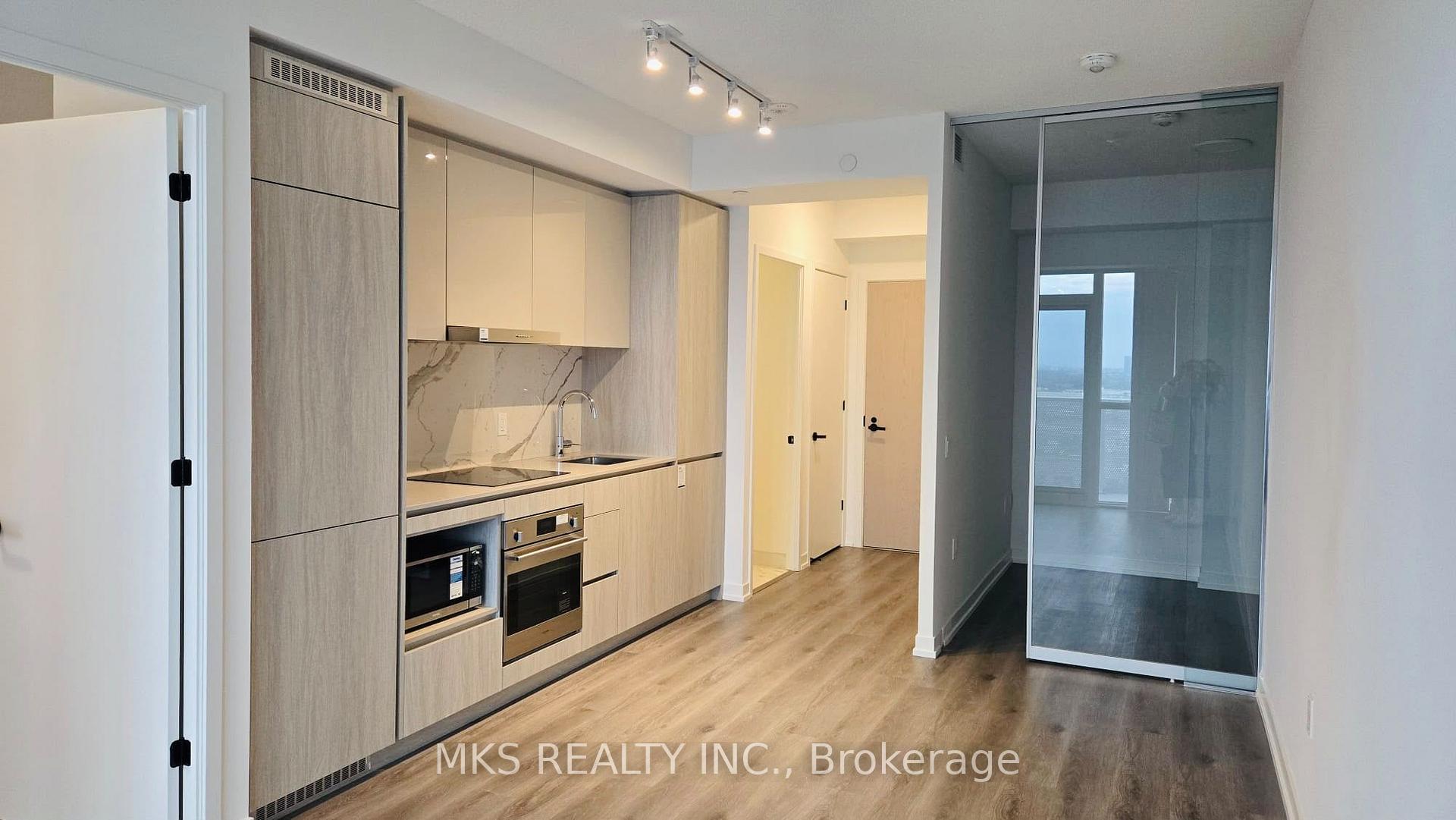 Photo 3 of Unit 2806, 28 Interchange Way, Vaughan, Vaughan Corporate Centre — HOMEH