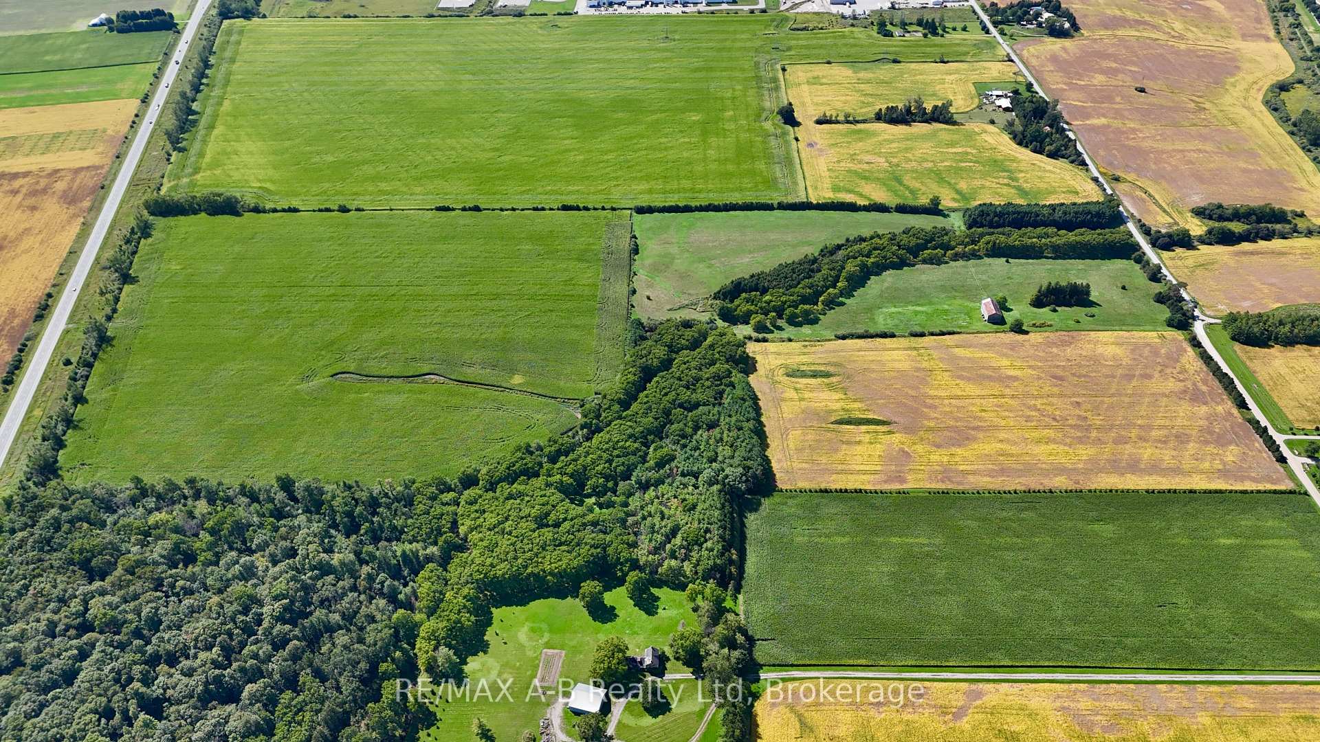 Photo 2 of 4225 Line 7, St. Marys — HOMEH
