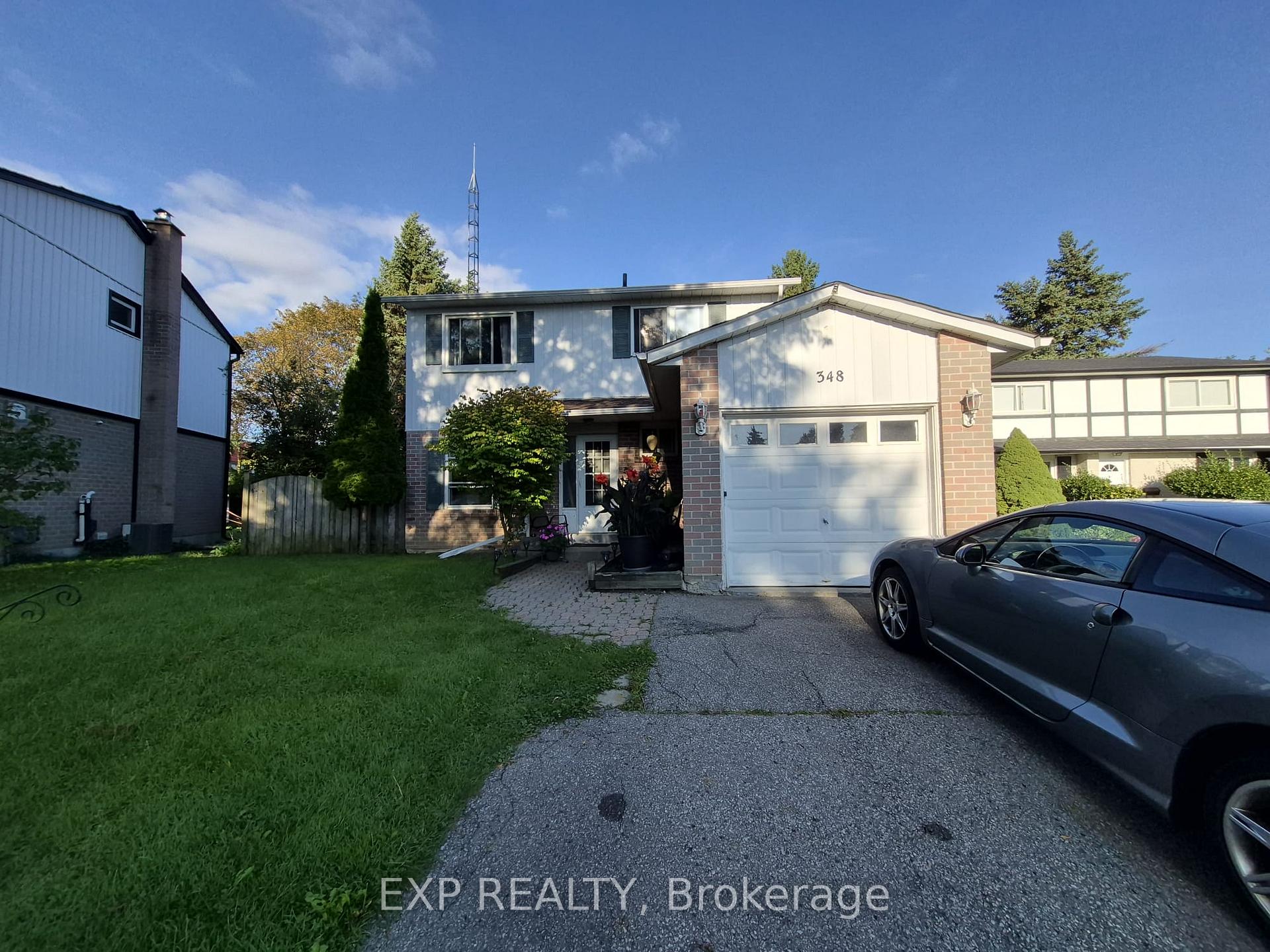Photo 2 of 348 Terry Drive, Newmarket, Central Newmarket — HOMEH