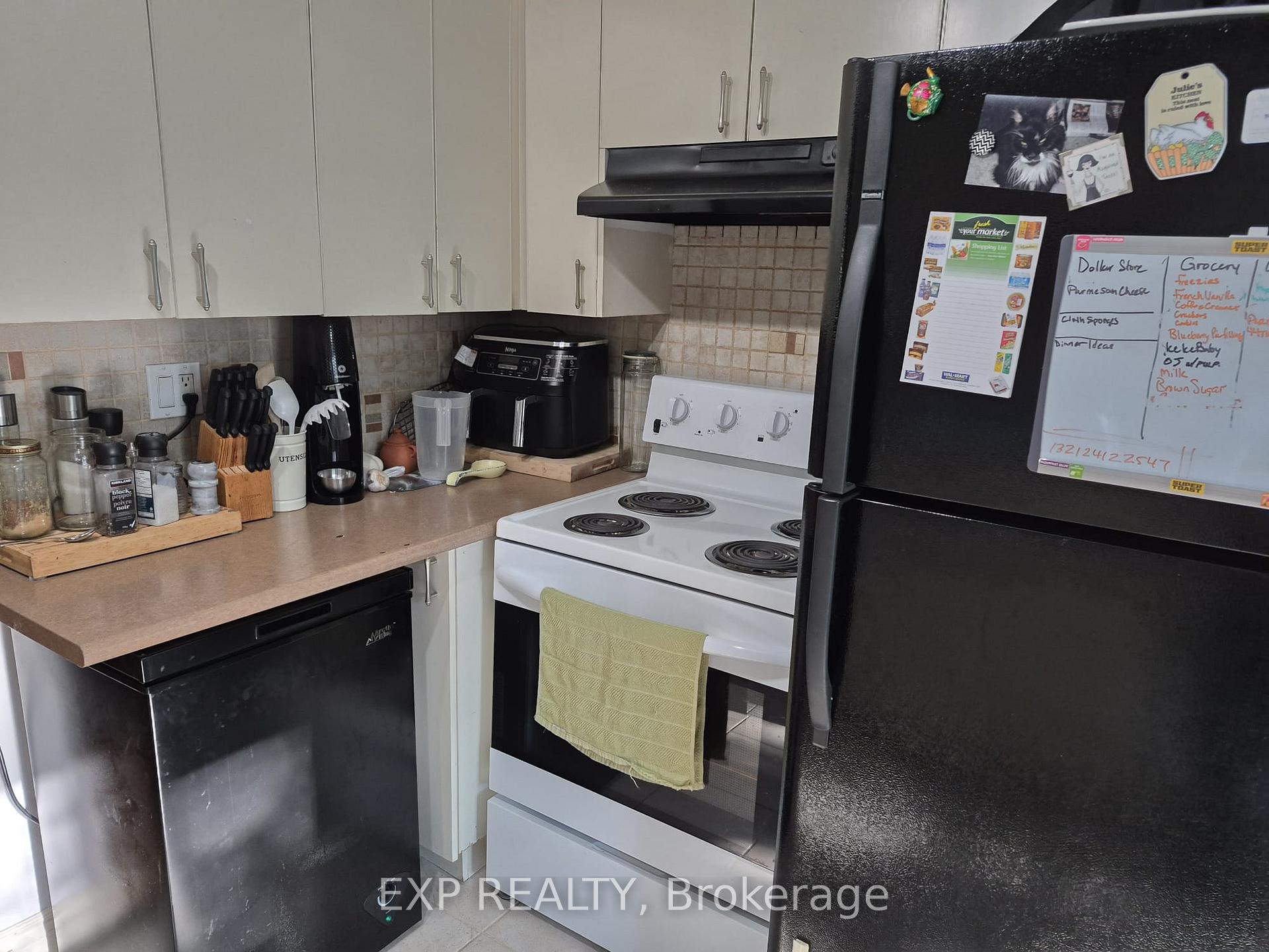 Photo 11 of 348 Terry Drive, Newmarket, Central Newmarket — HOMEH
