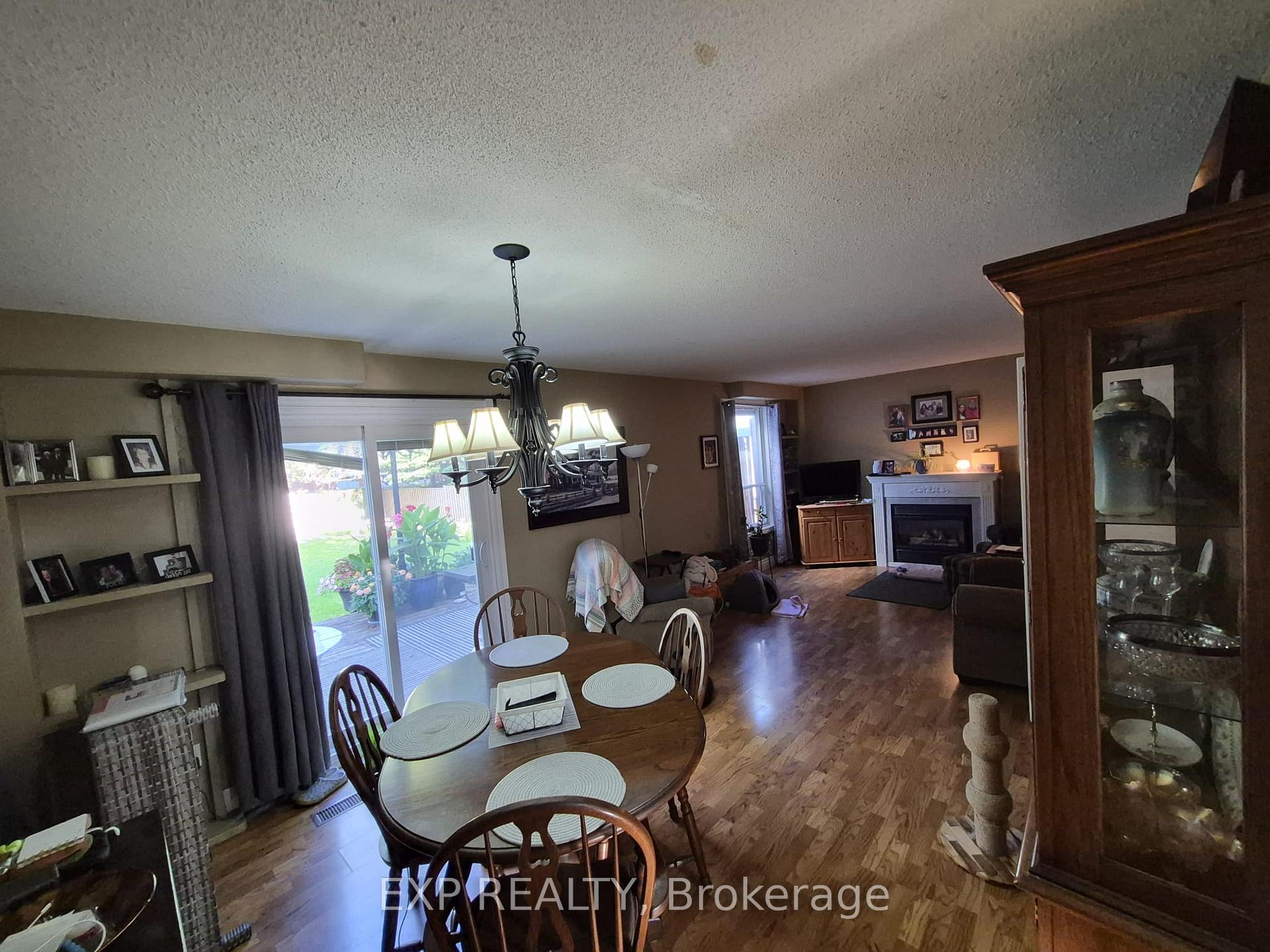 Photo 12 of 348 Terry Drive, Newmarket, Central Newmarket — HOMEH