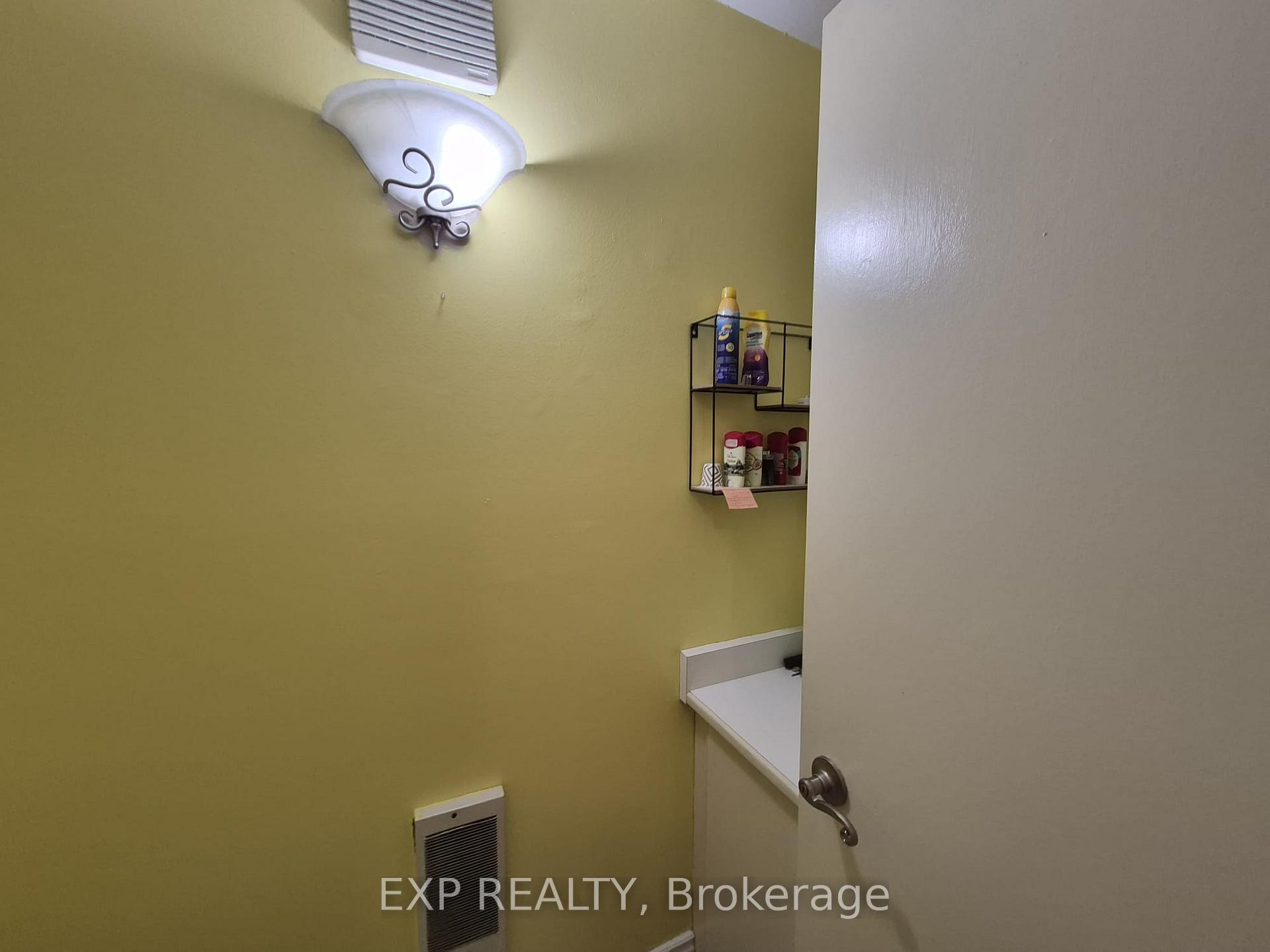 Photo 23 of 348 Terry Drive, Newmarket, Central Newmarket — HOMEH