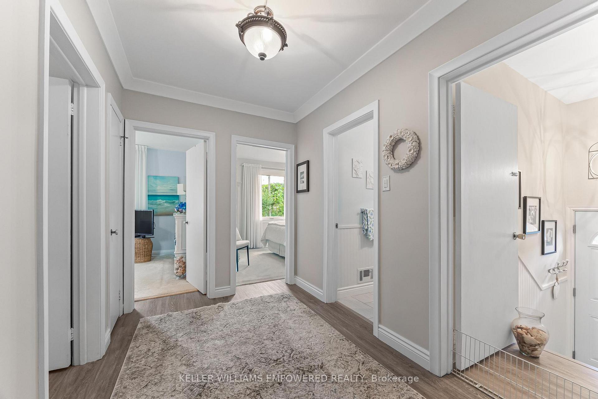 Photo 15 of 26 Rexton Road, Etobicoke, Etobicoke West Mall — HOMEH