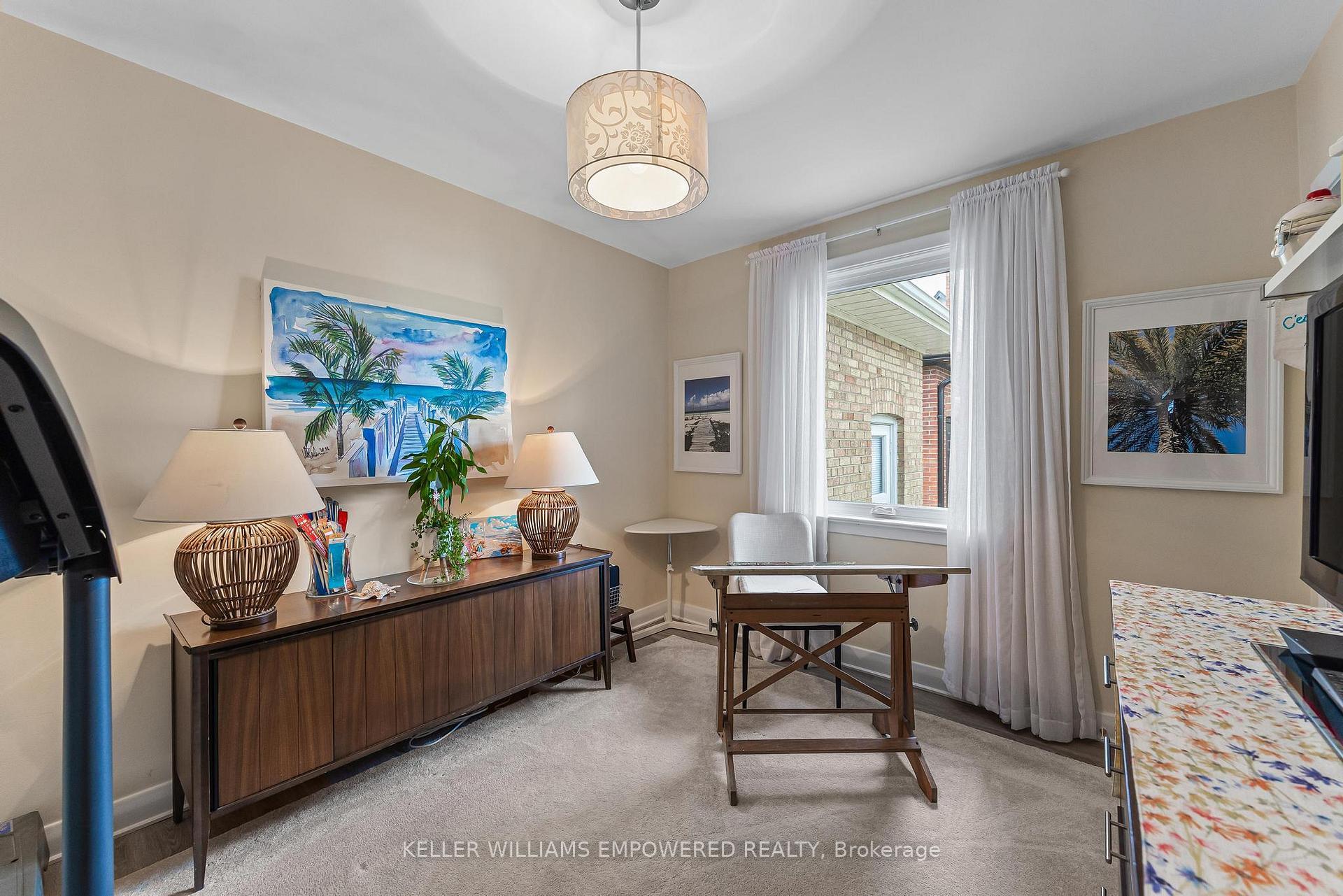 Photo 21 of 26 Rexton Road, Etobicoke, Etobicoke West Mall — HOMEH