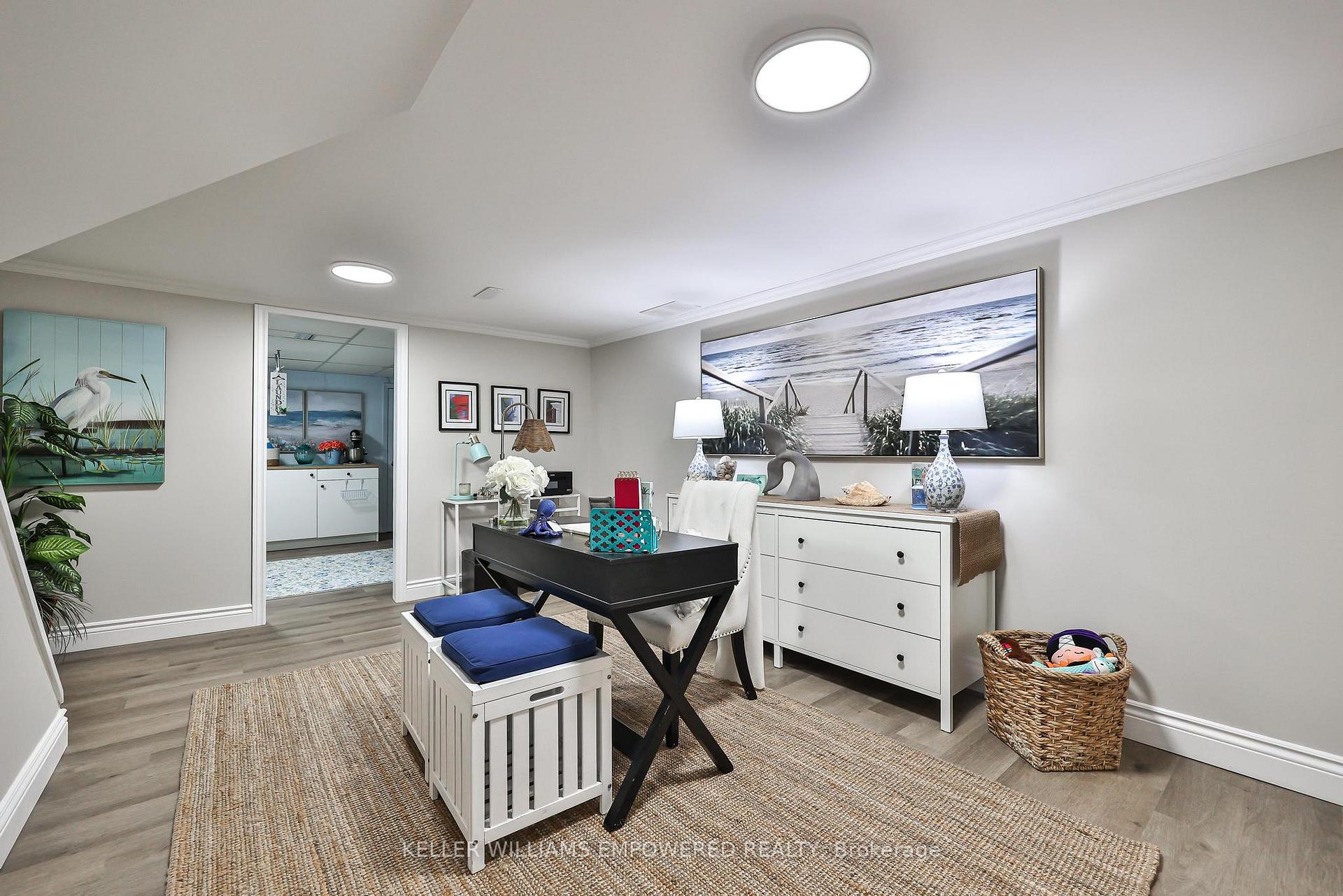 Photo 25 of 26 Rexton Road, Etobicoke, Etobicoke West Mall — HOMEH