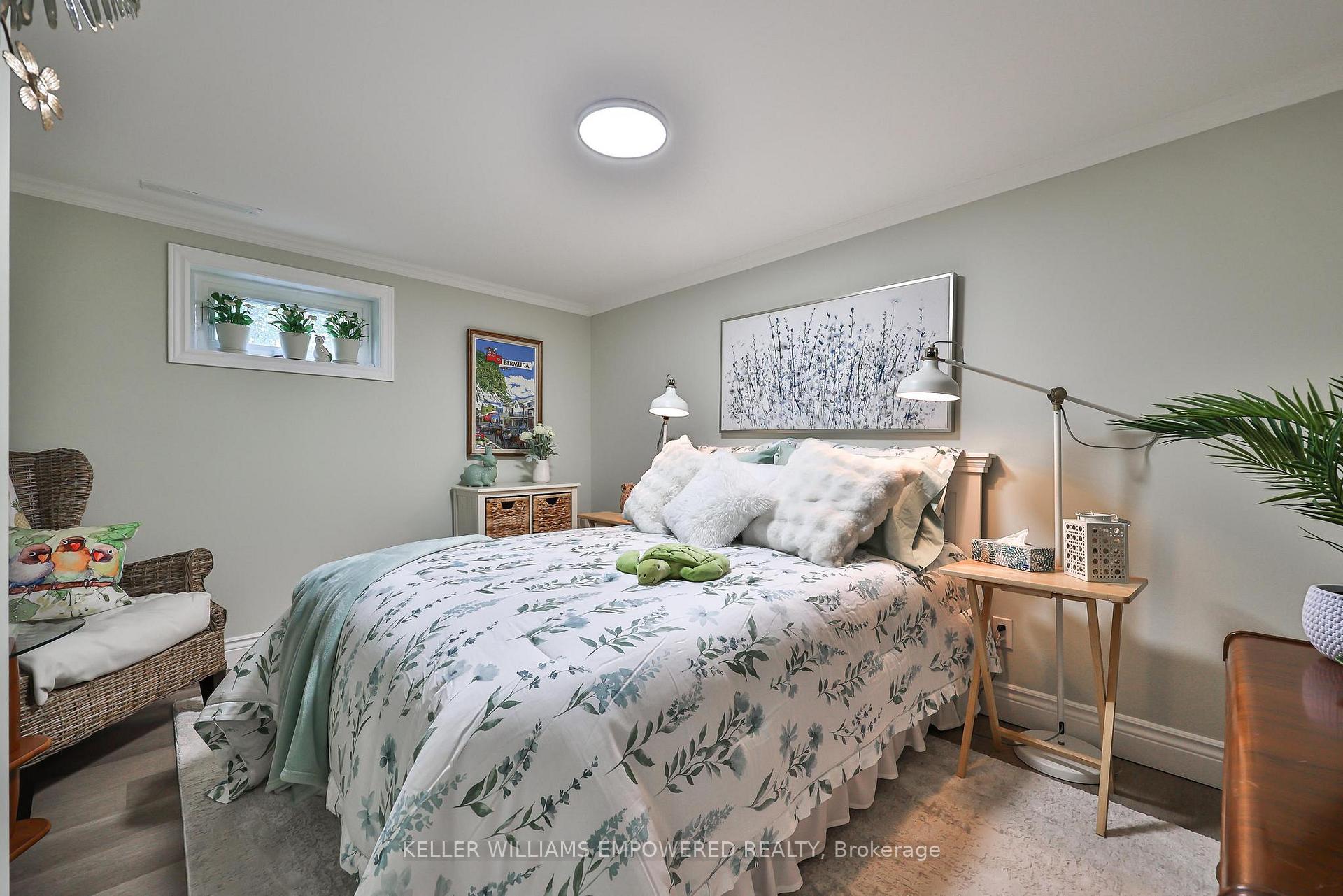 Photo 28 of 26 Rexton Road, Etobicoke, Etobicoke West Mall — HOMEH