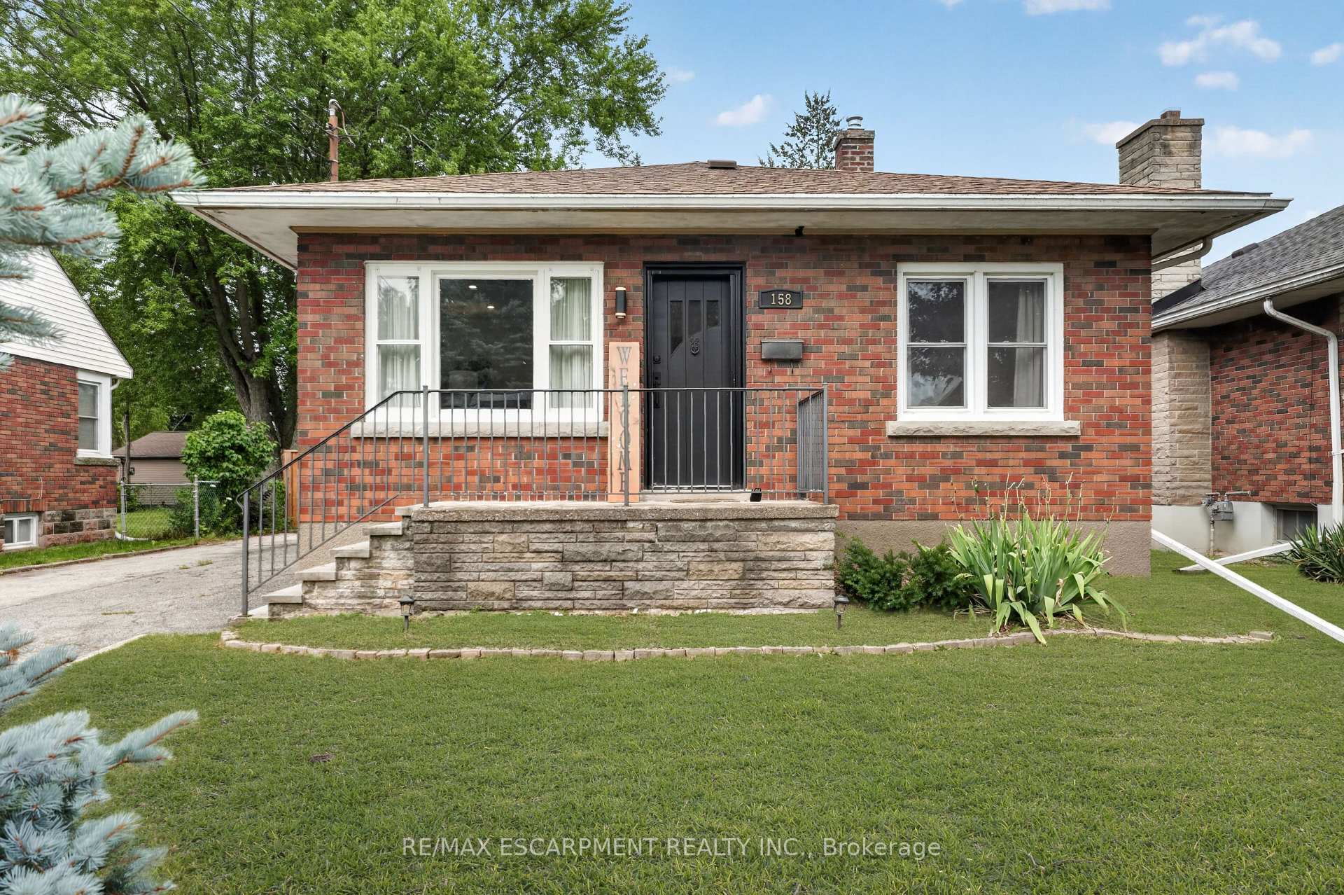 Photo of 158 Homewood Avenue