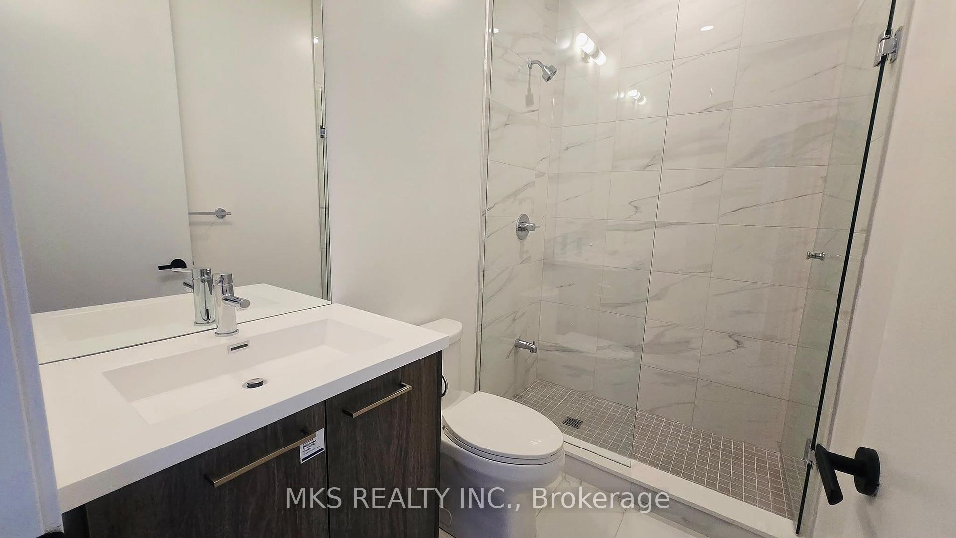 Photo 6 of Unit 4305, 28 Interchange Way, Vaughan, Vaughan Corporate Centre — HOMEH