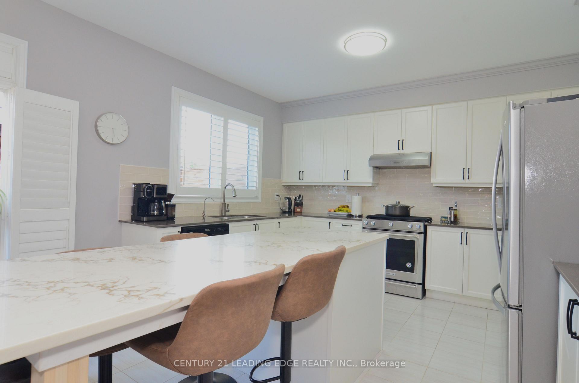 Photo 13 of 63 Northhill Avenue, Cavan Monaghan, Cavan Twp — HOMEH