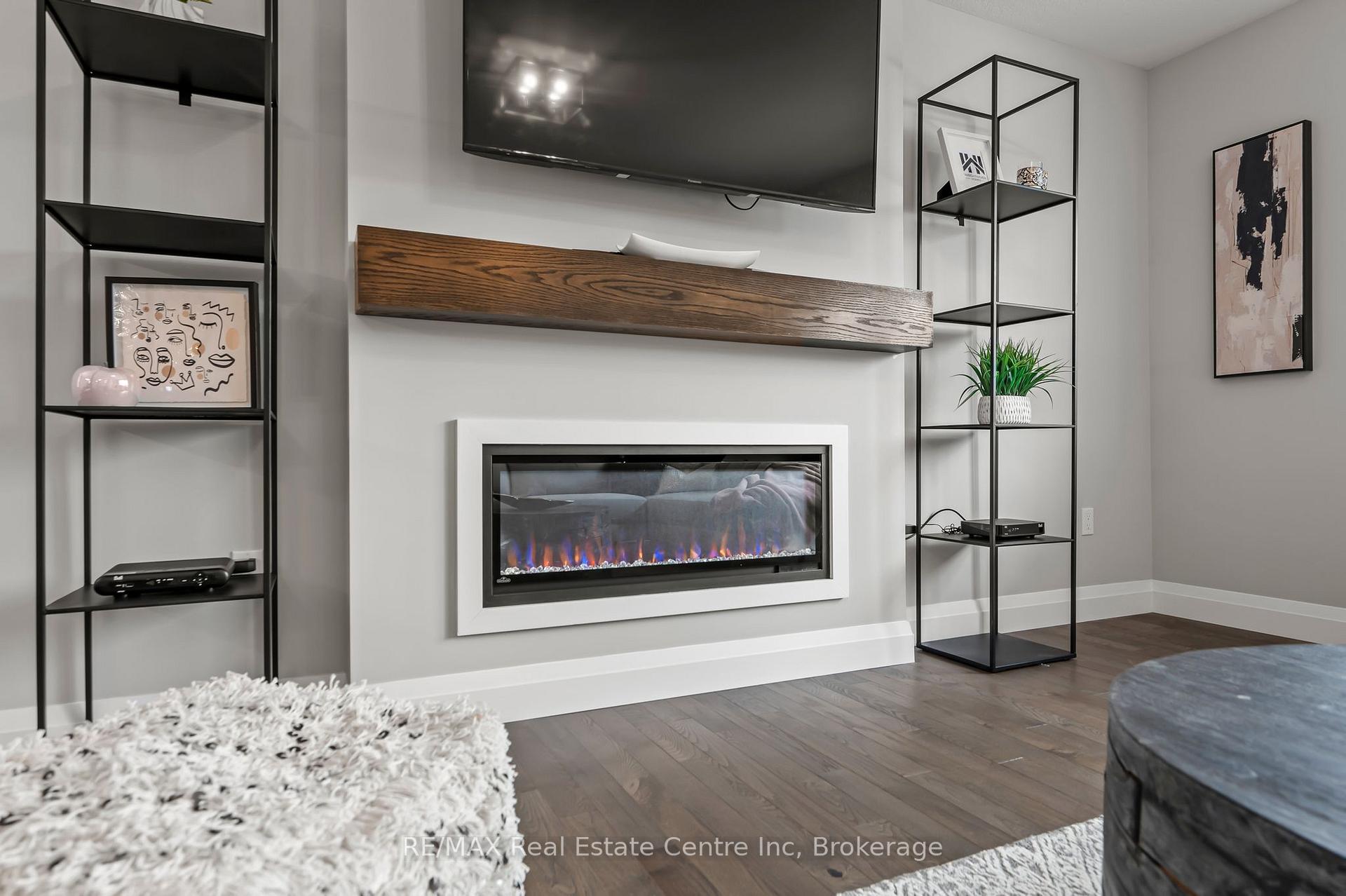 Photo 8 of 130 Stephenson Way, Minto — HOMEH
