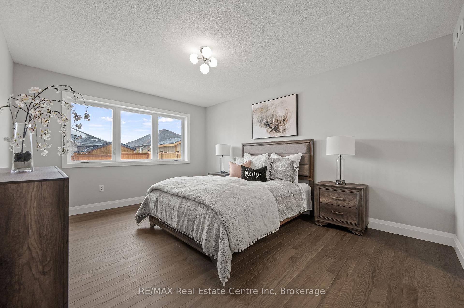 Photo 15 of 130 Stephenson Way, Minto — HOMEH