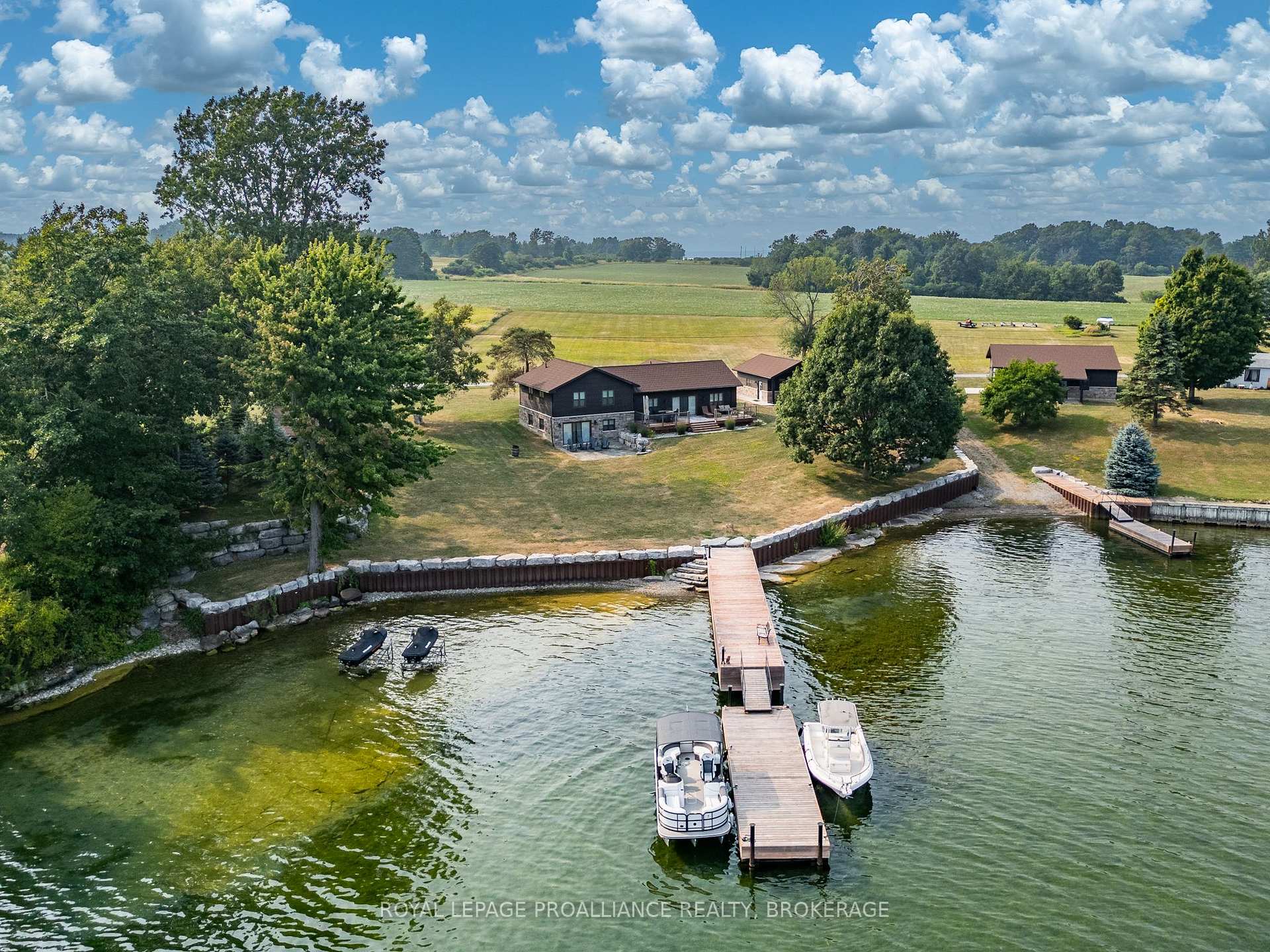 Photo of 199 & 213 Leone's Cove Lane