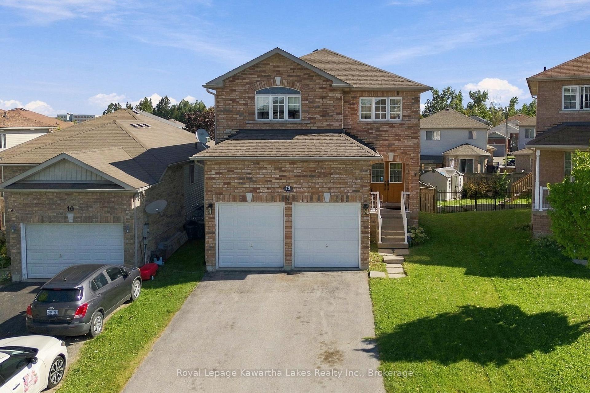 Photo 5 of 12 Lucas Crescent, Kawartha Lakes, Lindsay — HOMEH
