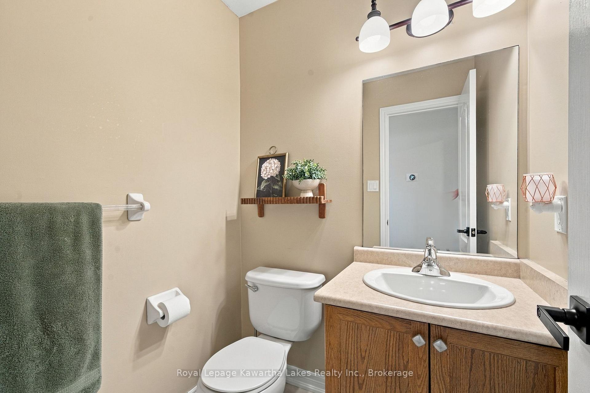 Photo 27 of 12 Lucas Crescent, Kawartha Lakes, Lindsay — HOMEH