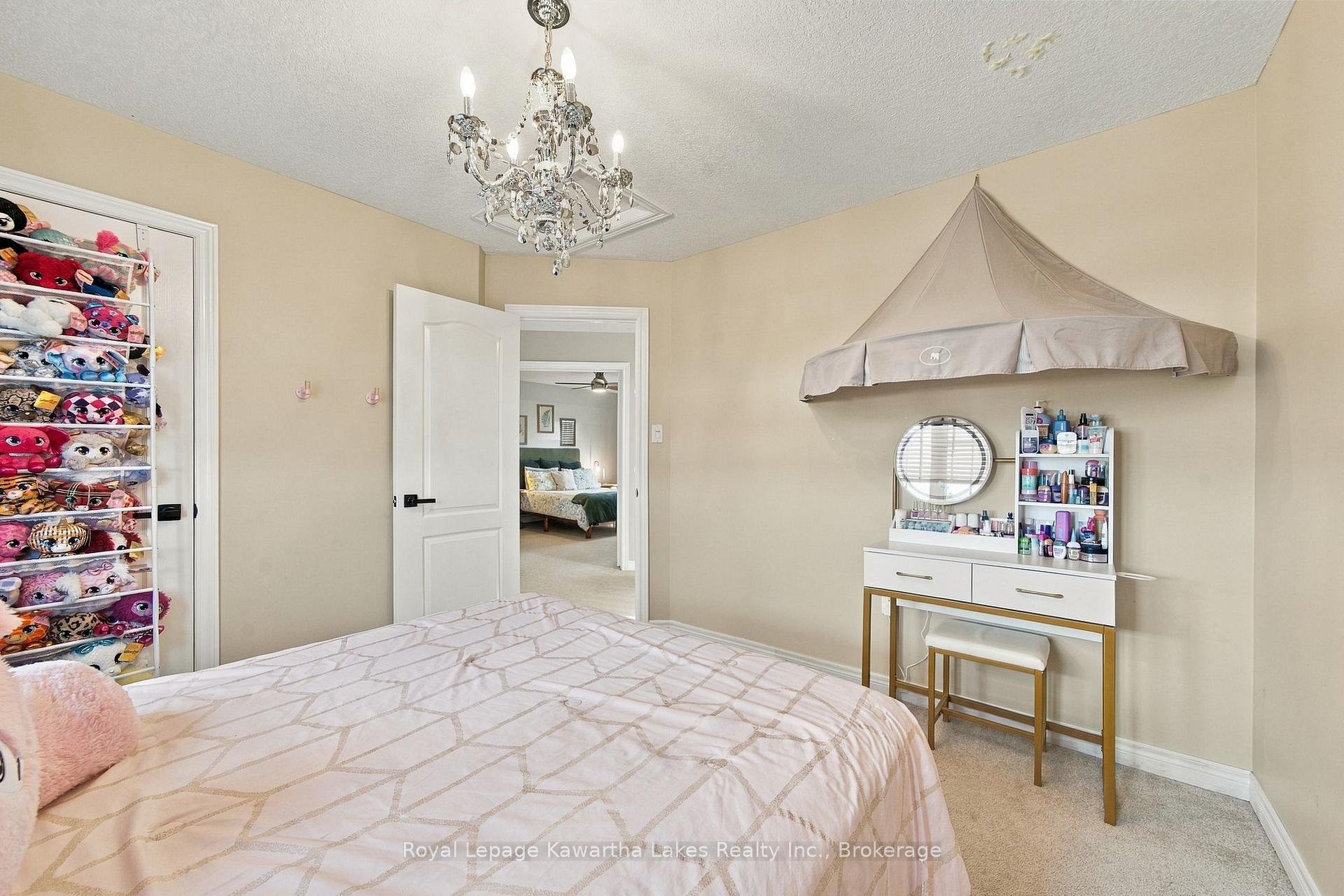 Photo 32 of 12 Lucas Crescent, Kawartha Lakes, Lindsay — HOMEH