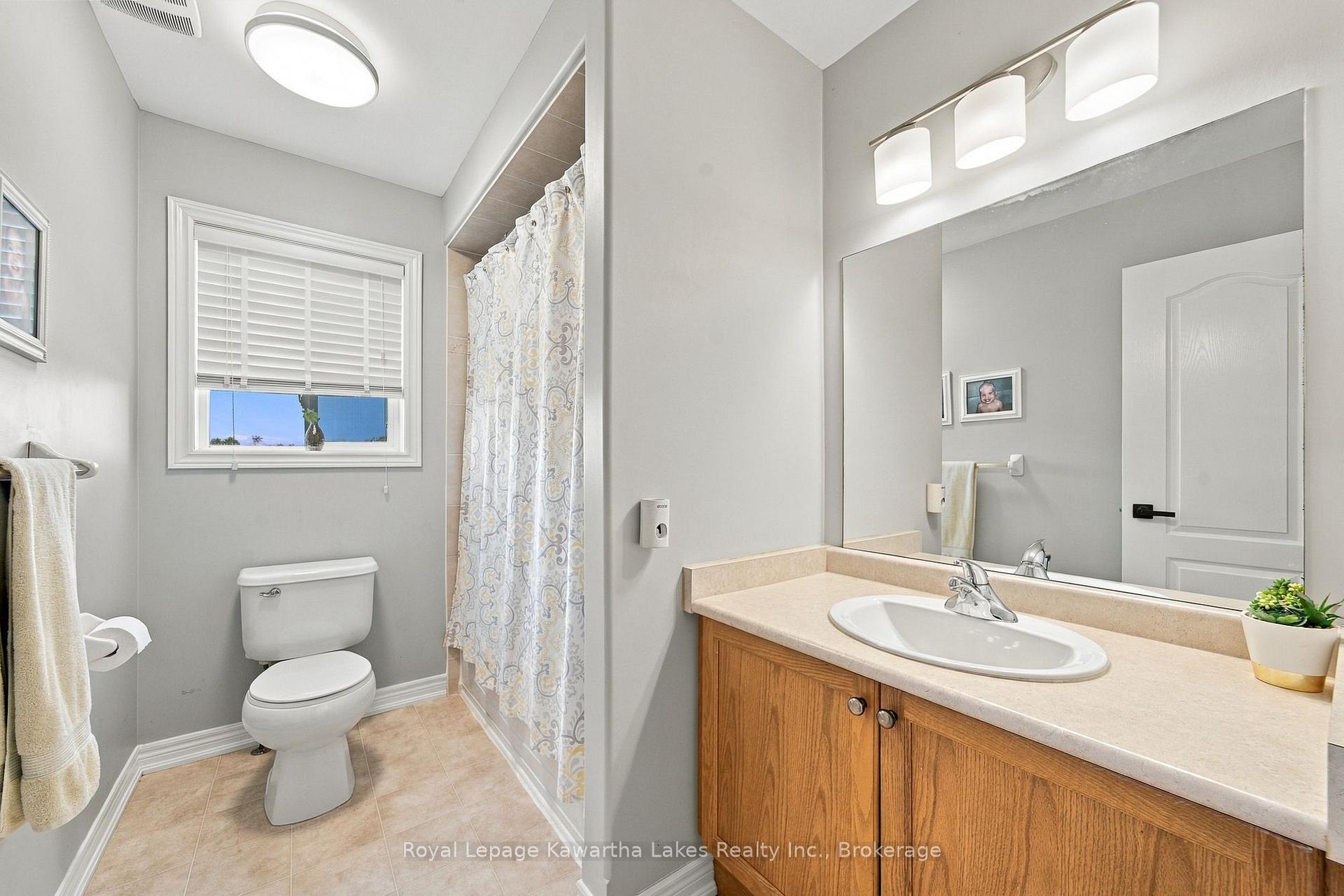 Photo 38 of 12 Lucas Crescent, Kawartha Lakes, Lindsay — HOMEH