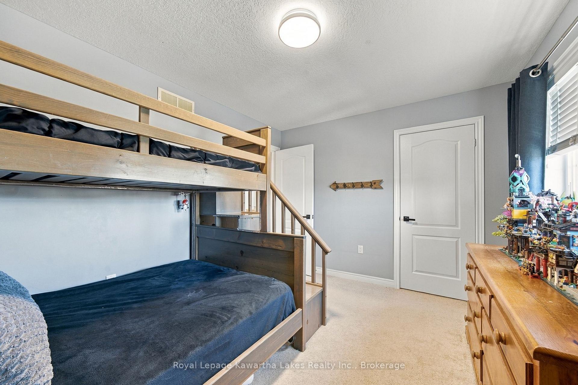 Photo 40 of 12 Lucas Crescent, Kawartha Lakes, Lindsay — HOMEH