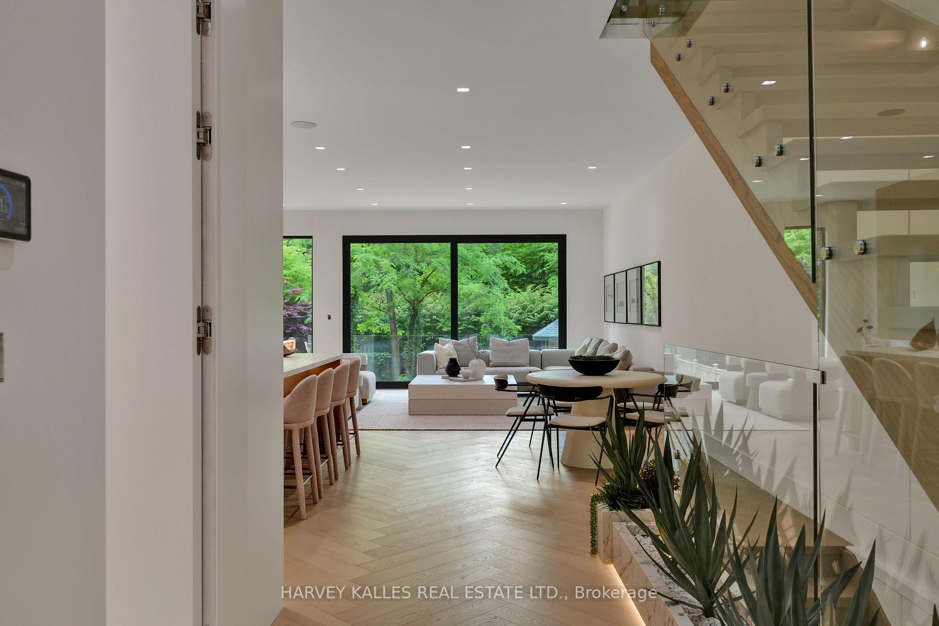 Photo 8 of 108 Heath Street W, Toronto, Yonge-St. Clair — HOMEH