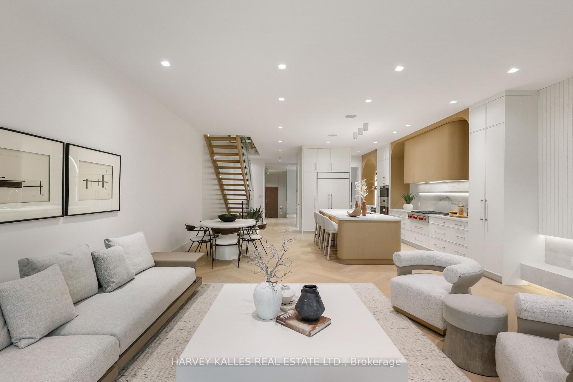 Photo 18 of 108 Heath Street W, Toronto, Yonge-St. Clair — HOMEH