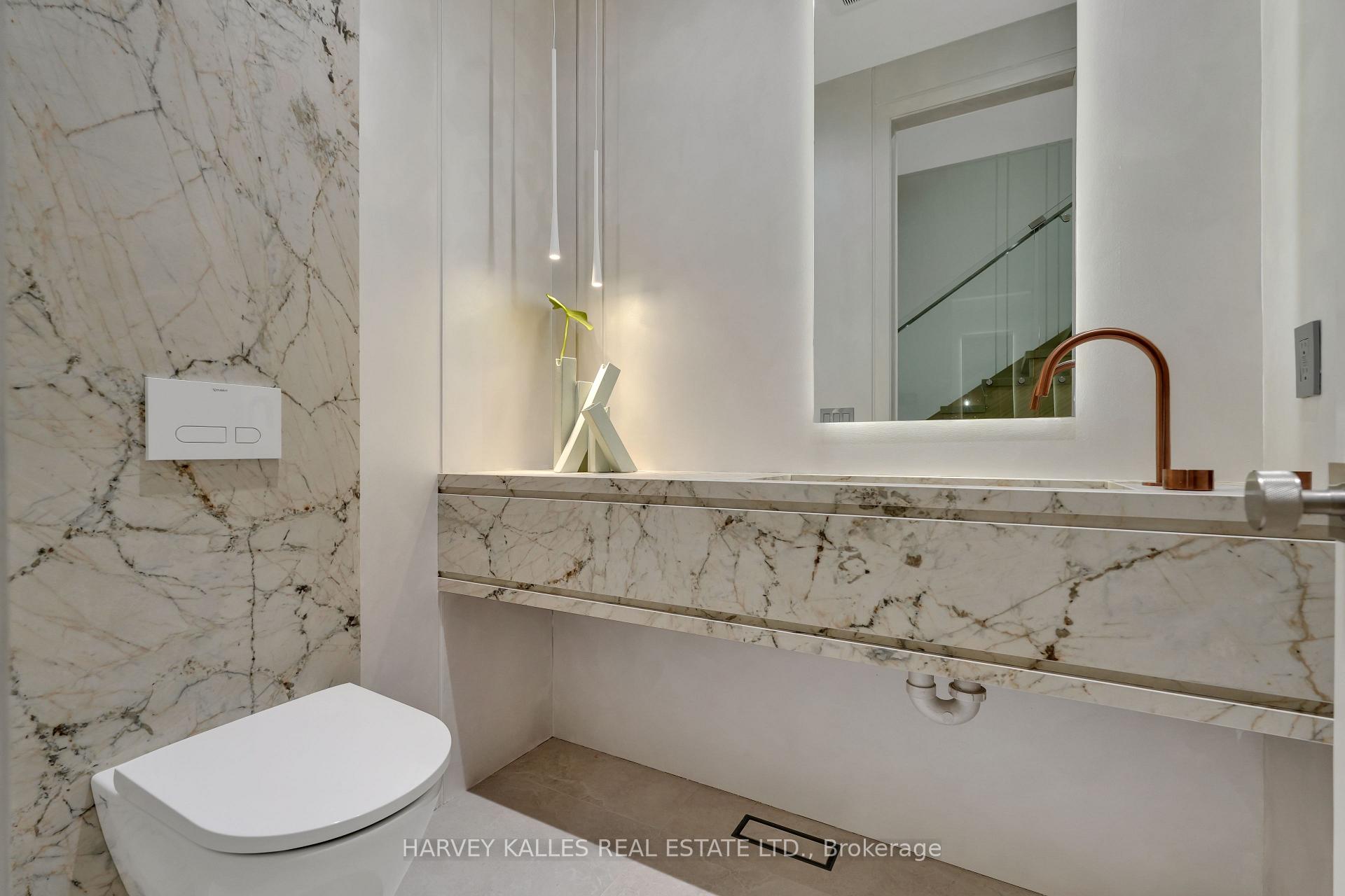 Photo 19 of 108 Heath Street W, Toronto, Yonge-St. Clair — HOMEH