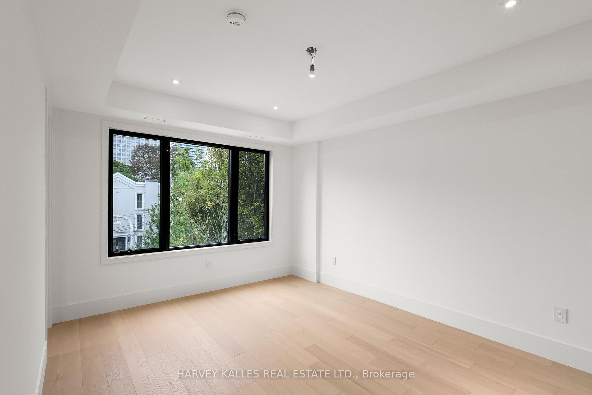 Photo 28 of 108 Heath Street W, Toronto, Yonge-St. Clair — HOMEH