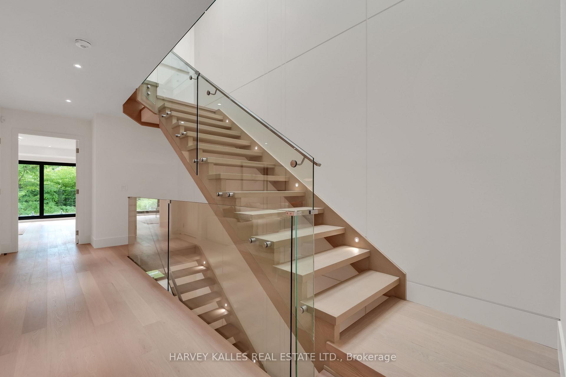Photo 31 of 108 Heath Street W, Toronto, Yonge-St. Clair — HOMEH