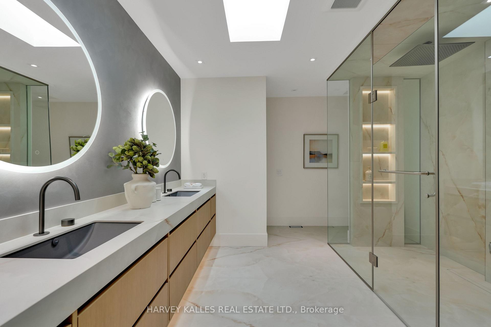 Photo 38 of 108 Heath Street W, Toronto, Yonge-St. Clair — HOMEH