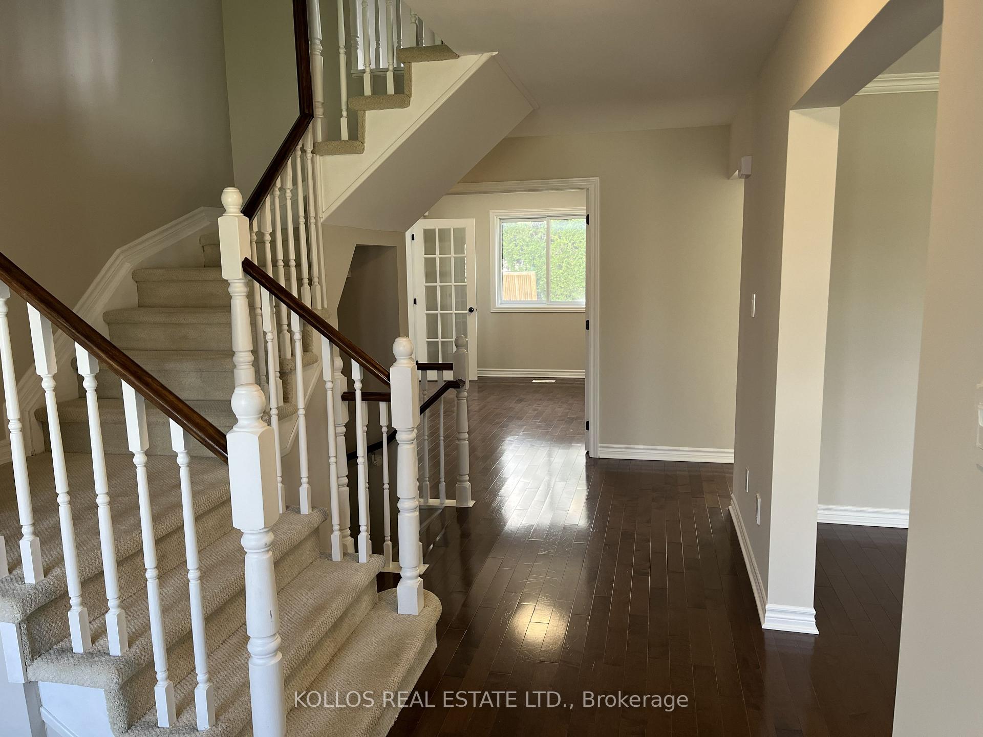 Photo 4 of 792 Lalande Terrace, Ottawa, Fallingbrook/Ridgemount — HOMEH