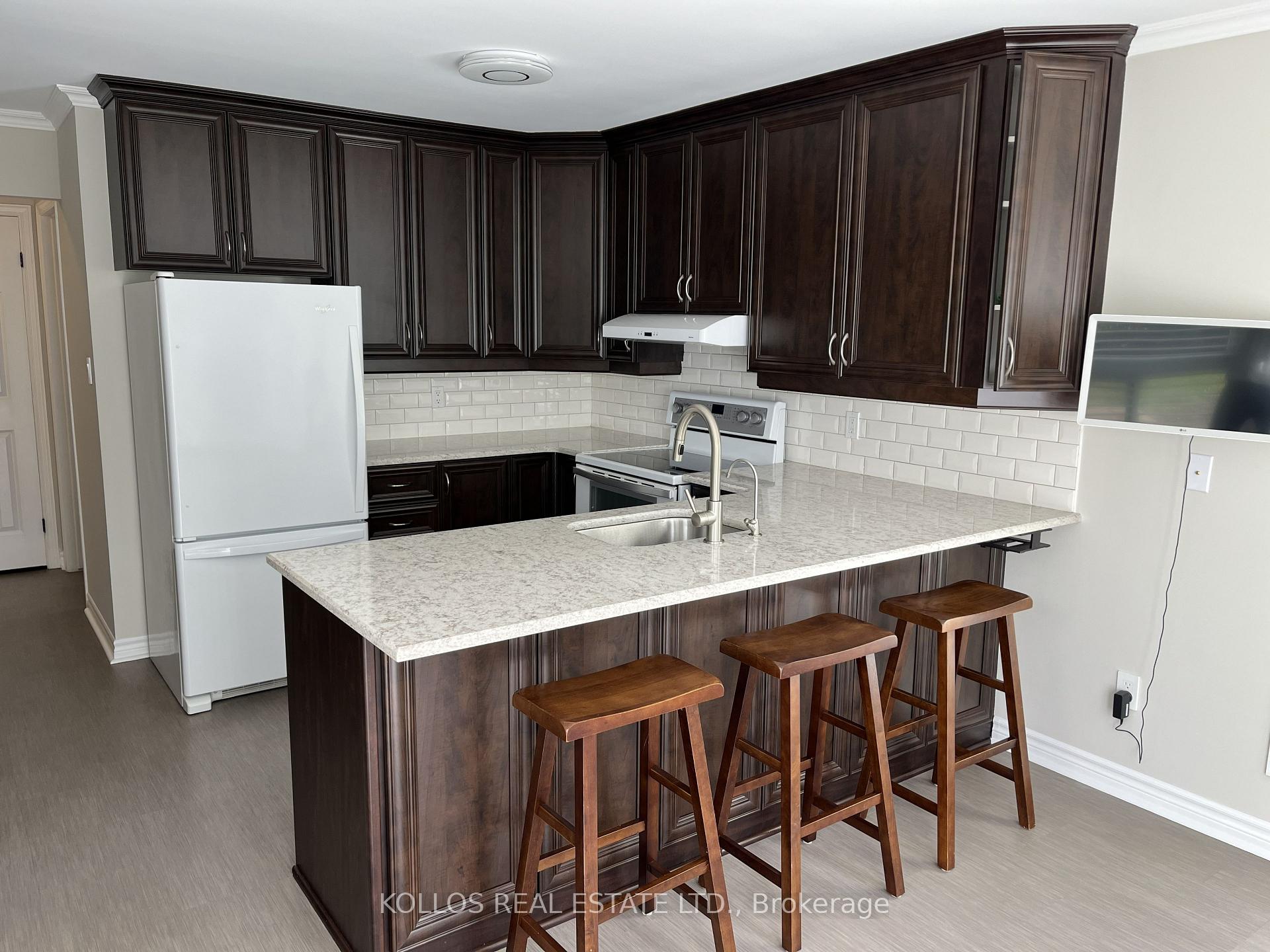 Photo 7 of 792 Lalande Terrace, Ottawa, Fallingbrook/Ridgemount — HOMEH