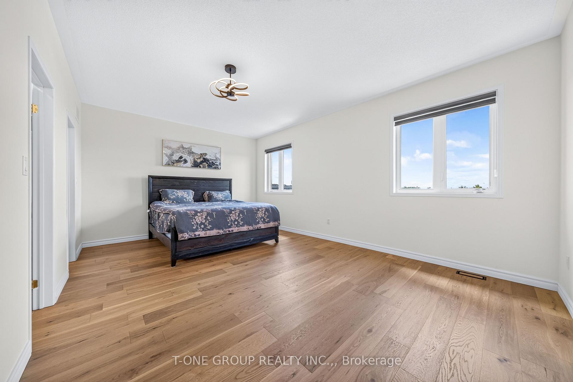 Photo 11 of 162 Hartney Dr, Richmond Hill, Rural Richmond Hill — HOMEH