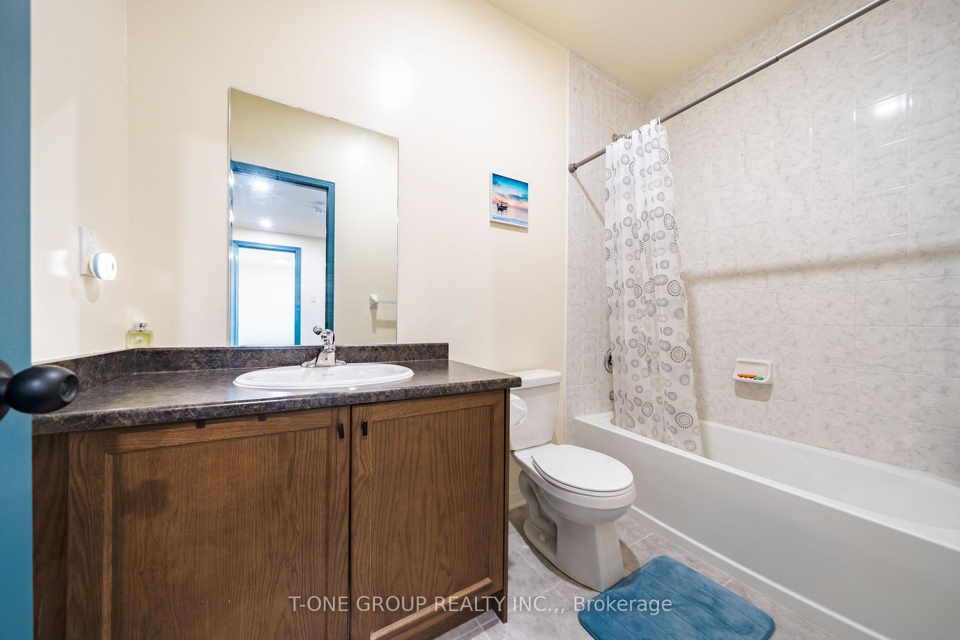 Photo 15 of 162 Hartney Dr, Richmond Hill, Rural Richmond Hill — HOMEH