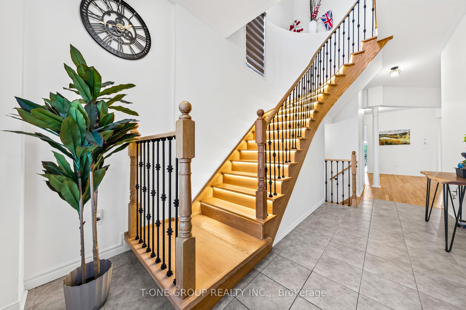 Photo 22 of 162 Hartney Dr, Richmond Hill, Rural Richmond Hill — HOMEH