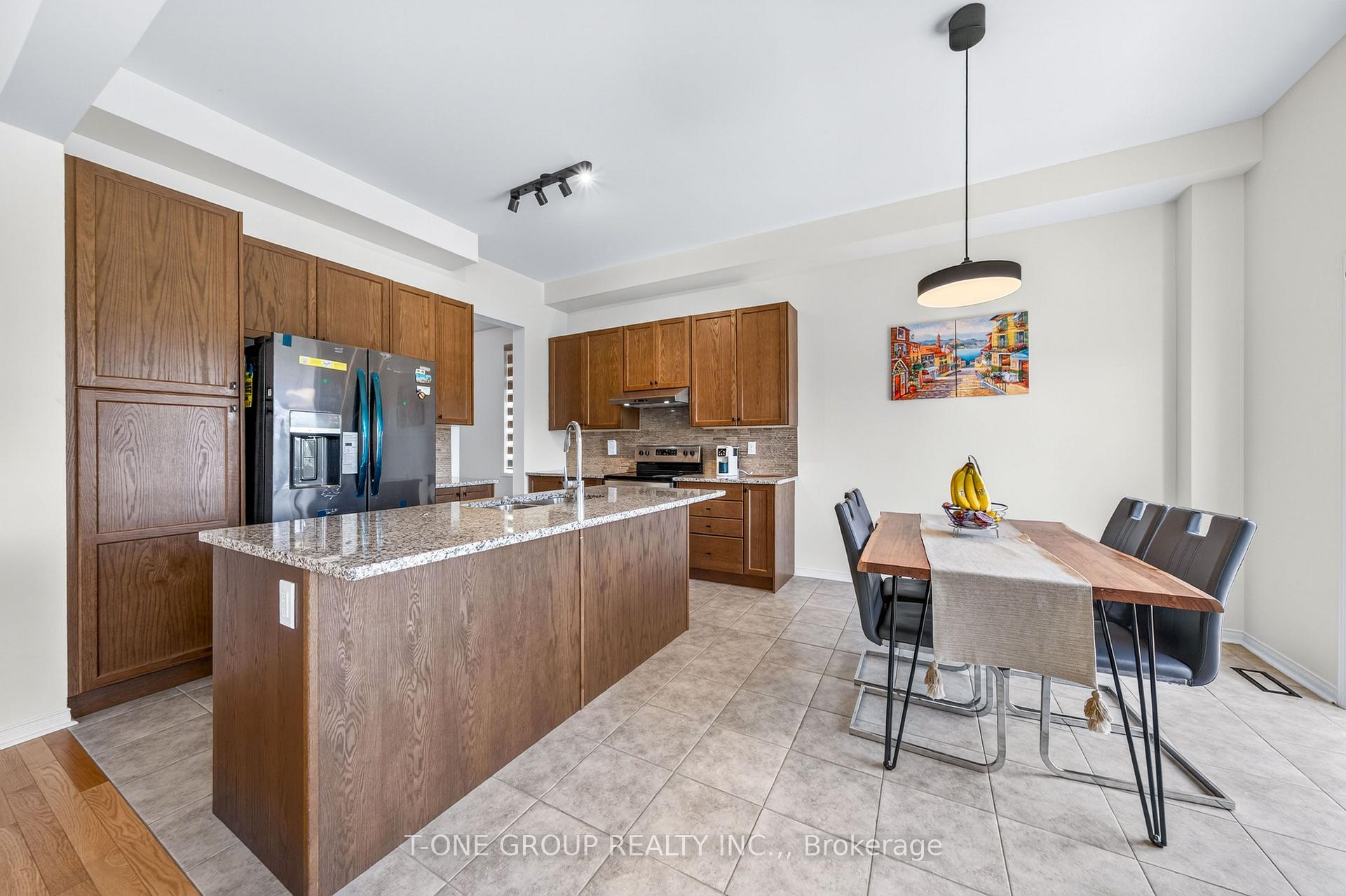 Photo 27 of 162 Hartney Dr, Richmond Hill, Rural Richmond Hill — HOMEH