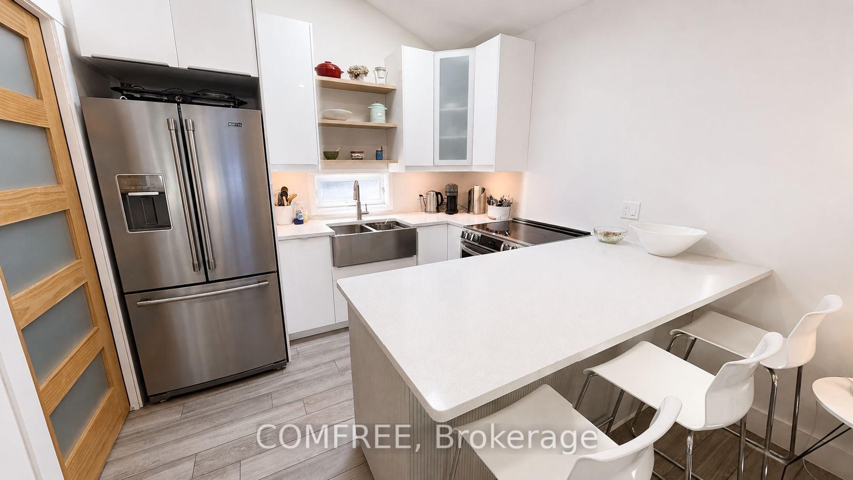 Photo 16 of 65 Bogart Street, St. Catharines, Port Weller — HOMEH