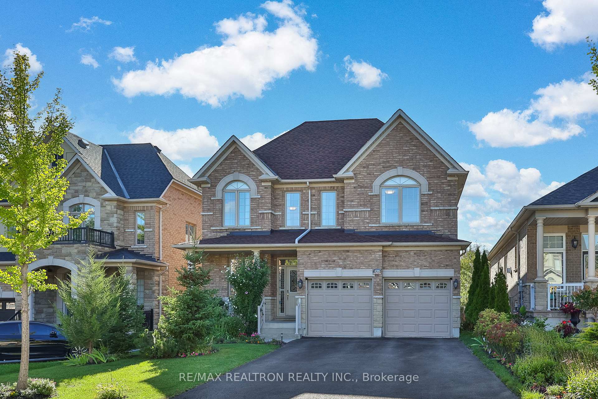 Photo 1 of 125 Lady Karen Crescent, Vaughan, Patterson — HOMEH