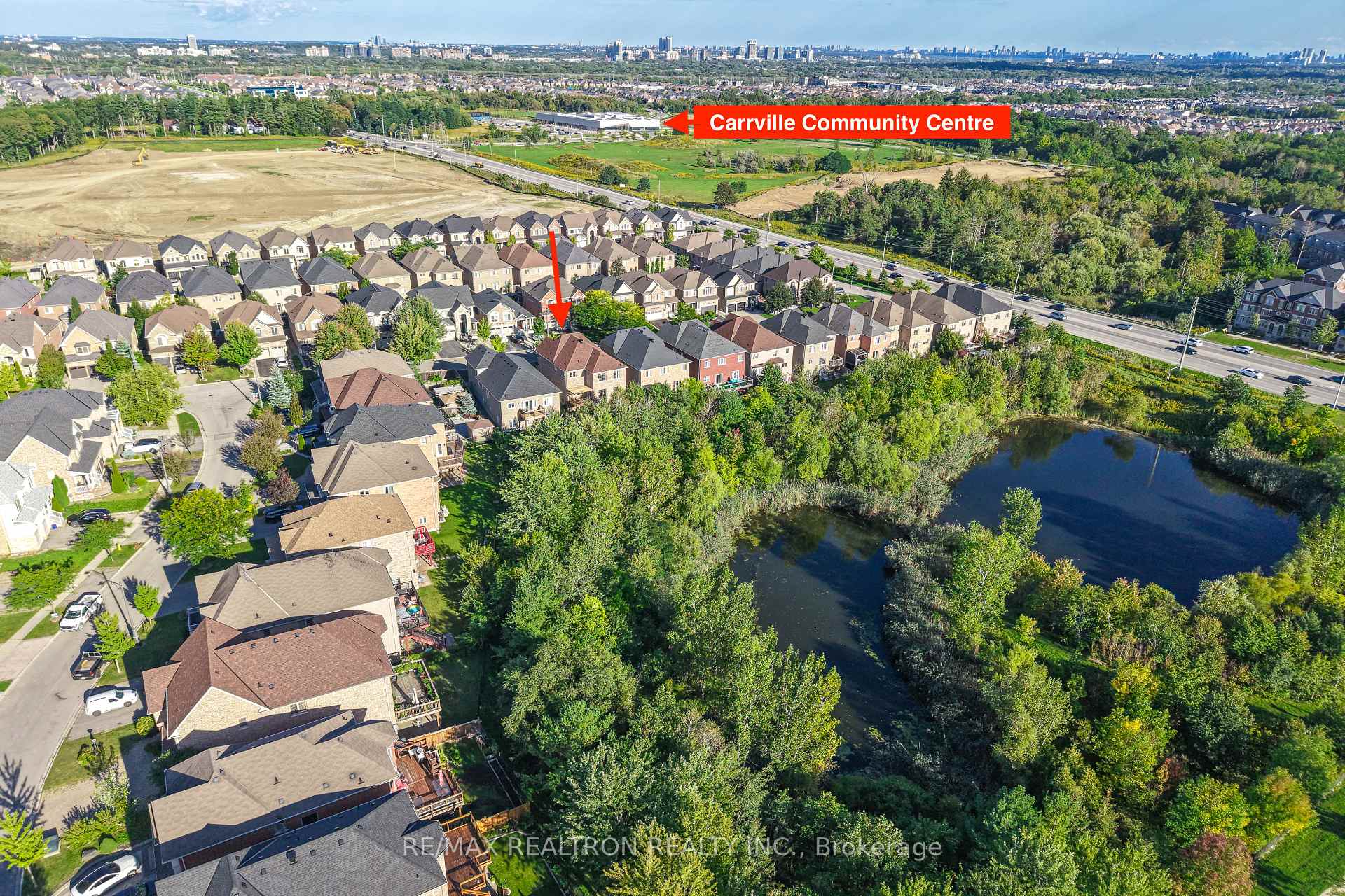 Photo 4 of 125 Lady Karen Crescent, Vaughan, Patterson — HOMEH