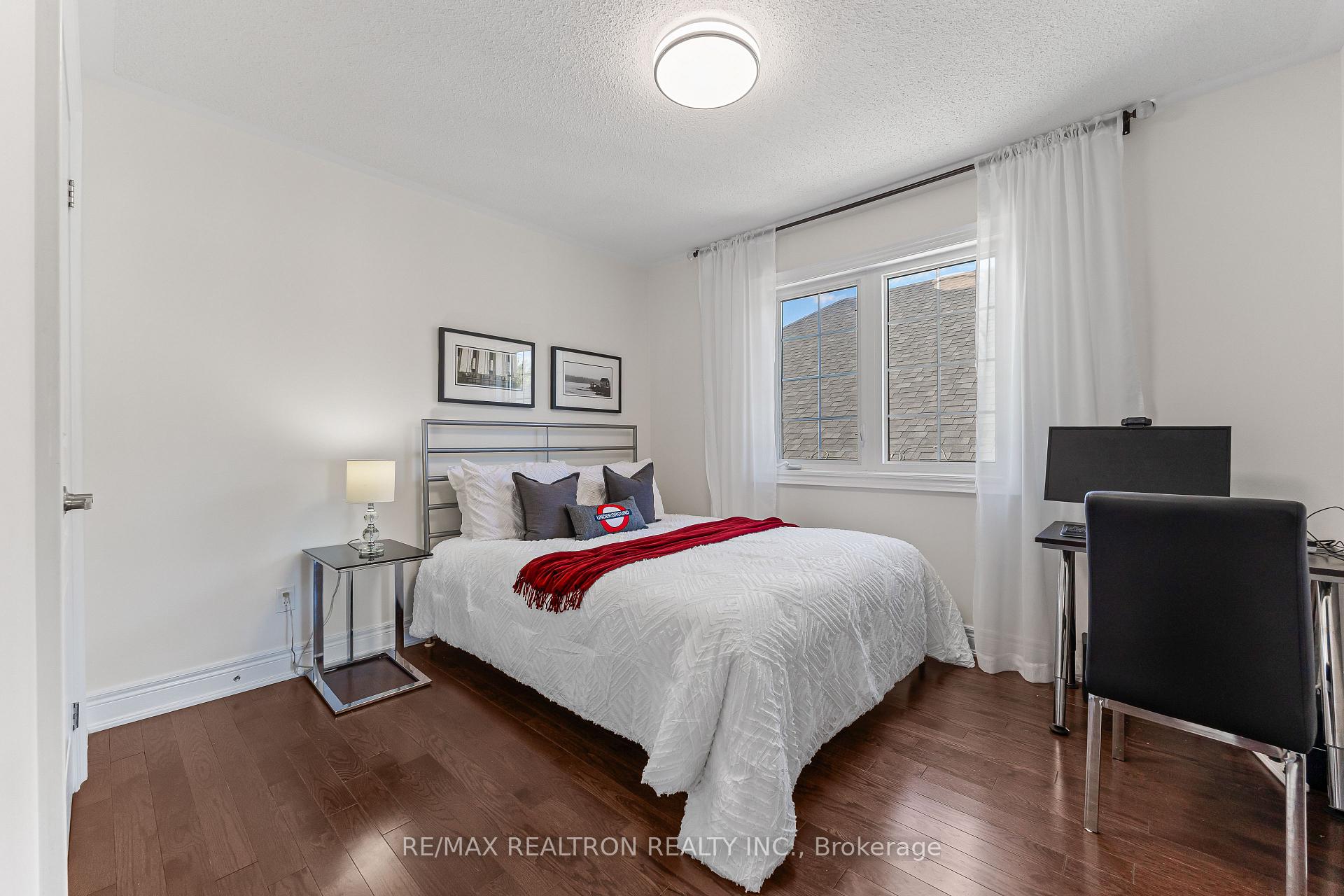 Photo 20 of 125 Lady Karen Crescent, Vaughan, Patterson — HOMEH