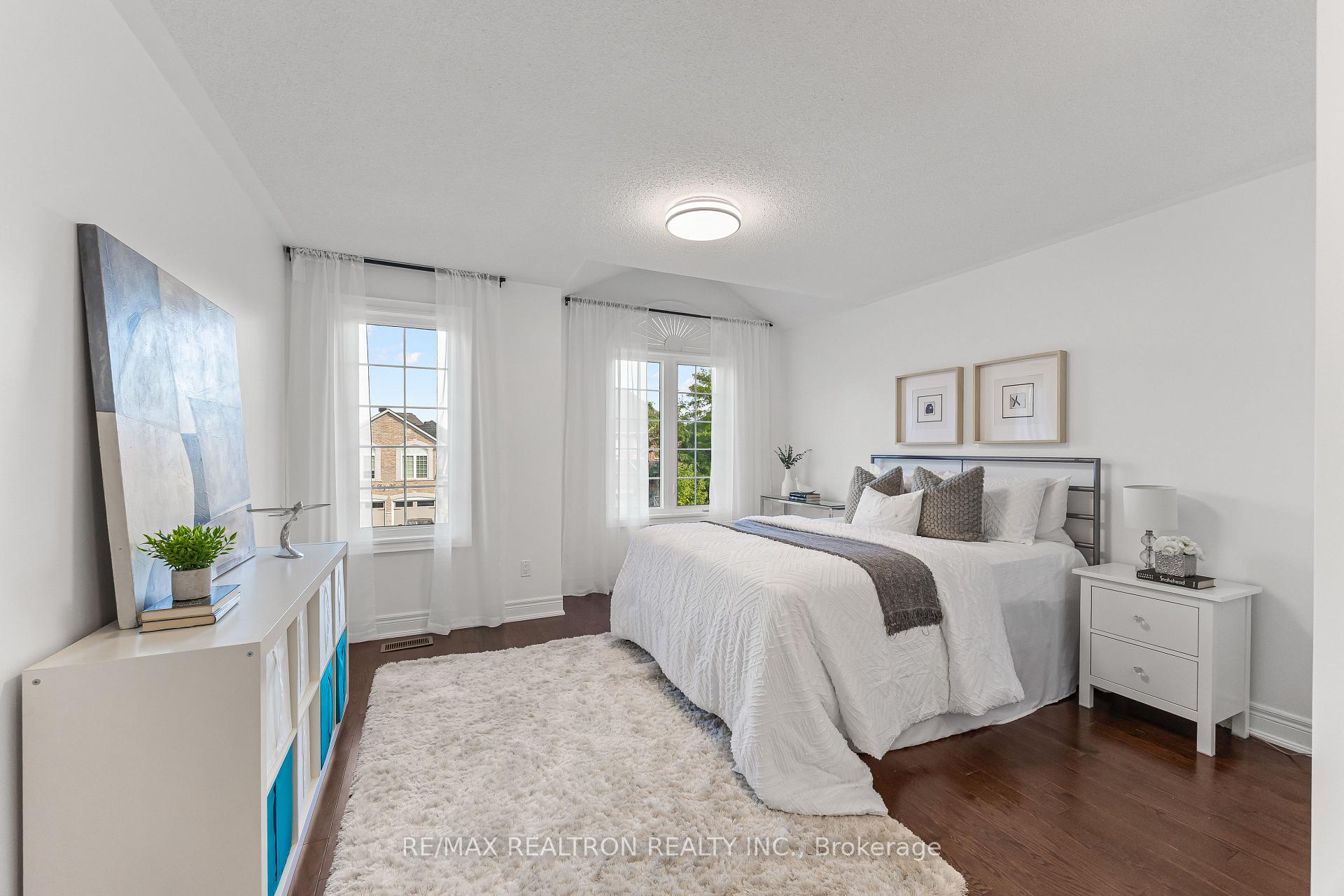 Photo 22 of 125 Lady Karen Crescent, Vaughan, Patterson — HOMEH