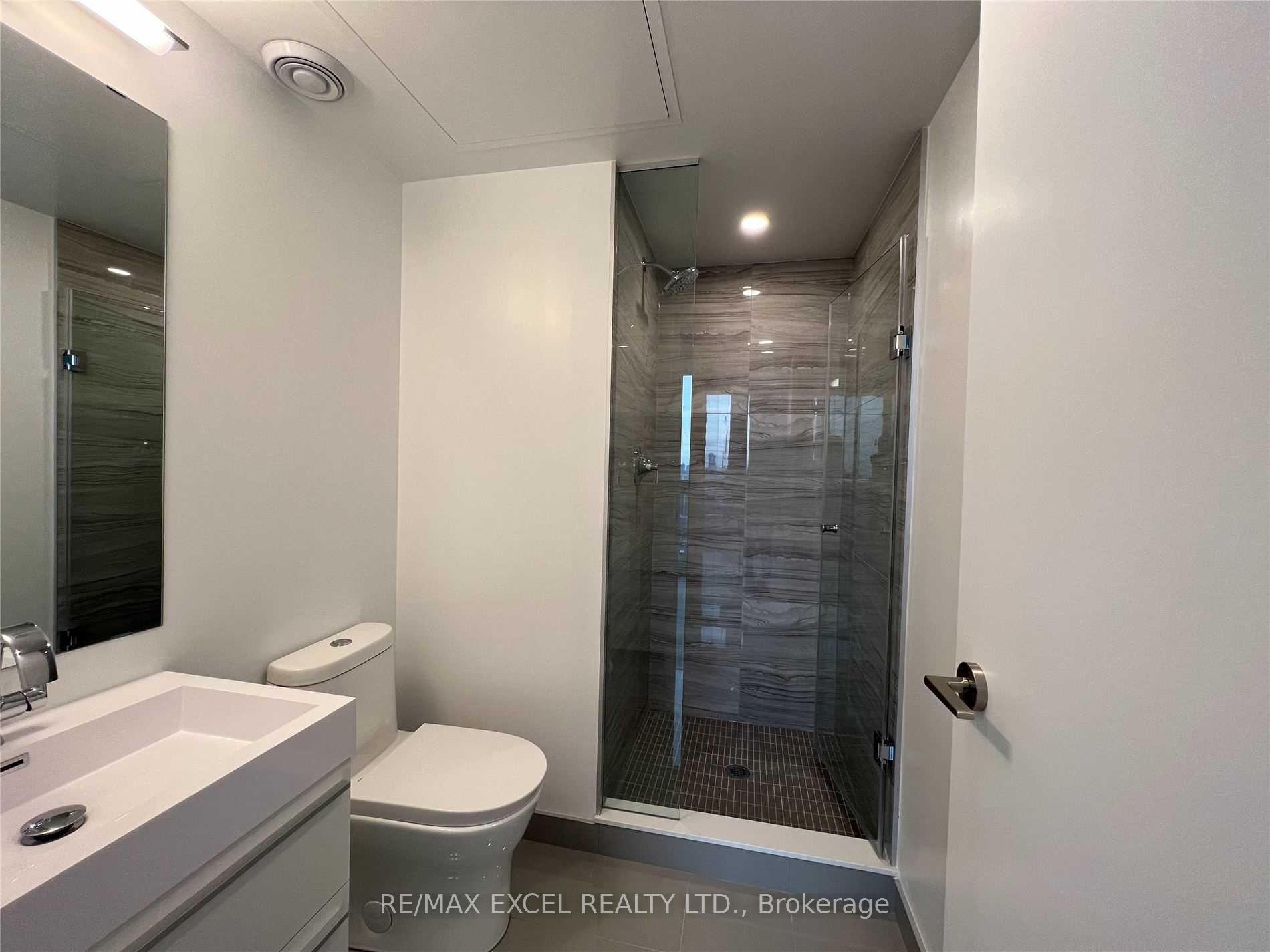 Photo 8 of Unit 3205, 39 Roehampton Avenue, Toronto, Mount Pleasant West — HOMEH