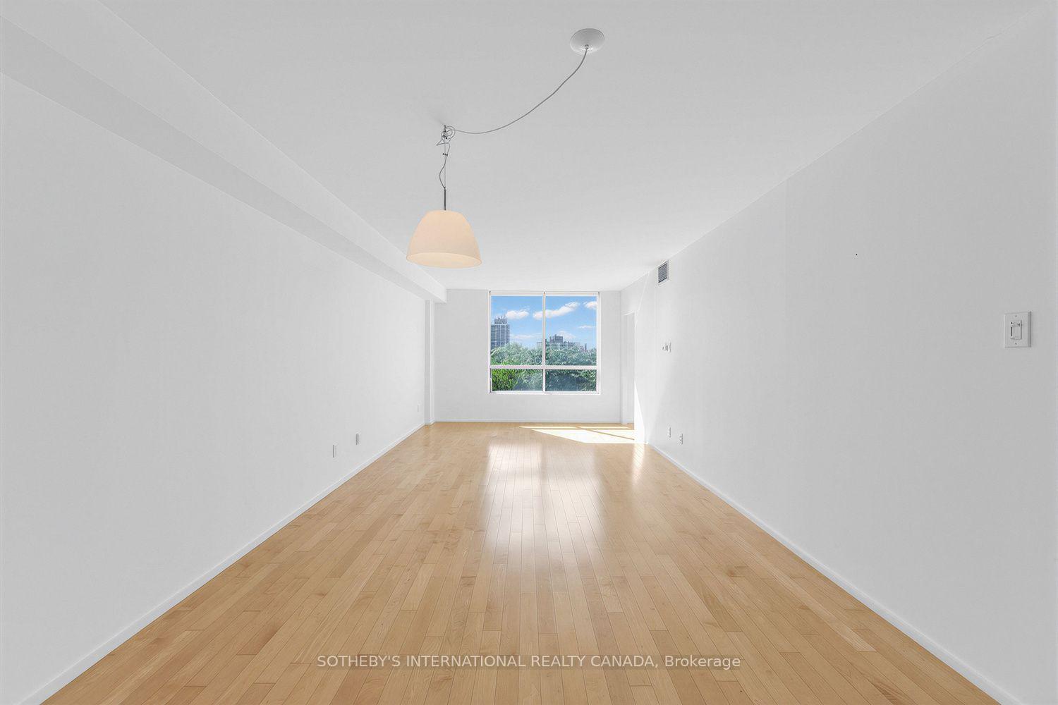 Photo 5 of Unit 708, 95 Prince Arthur Avenue, Toronto, The Annex — HOMEH